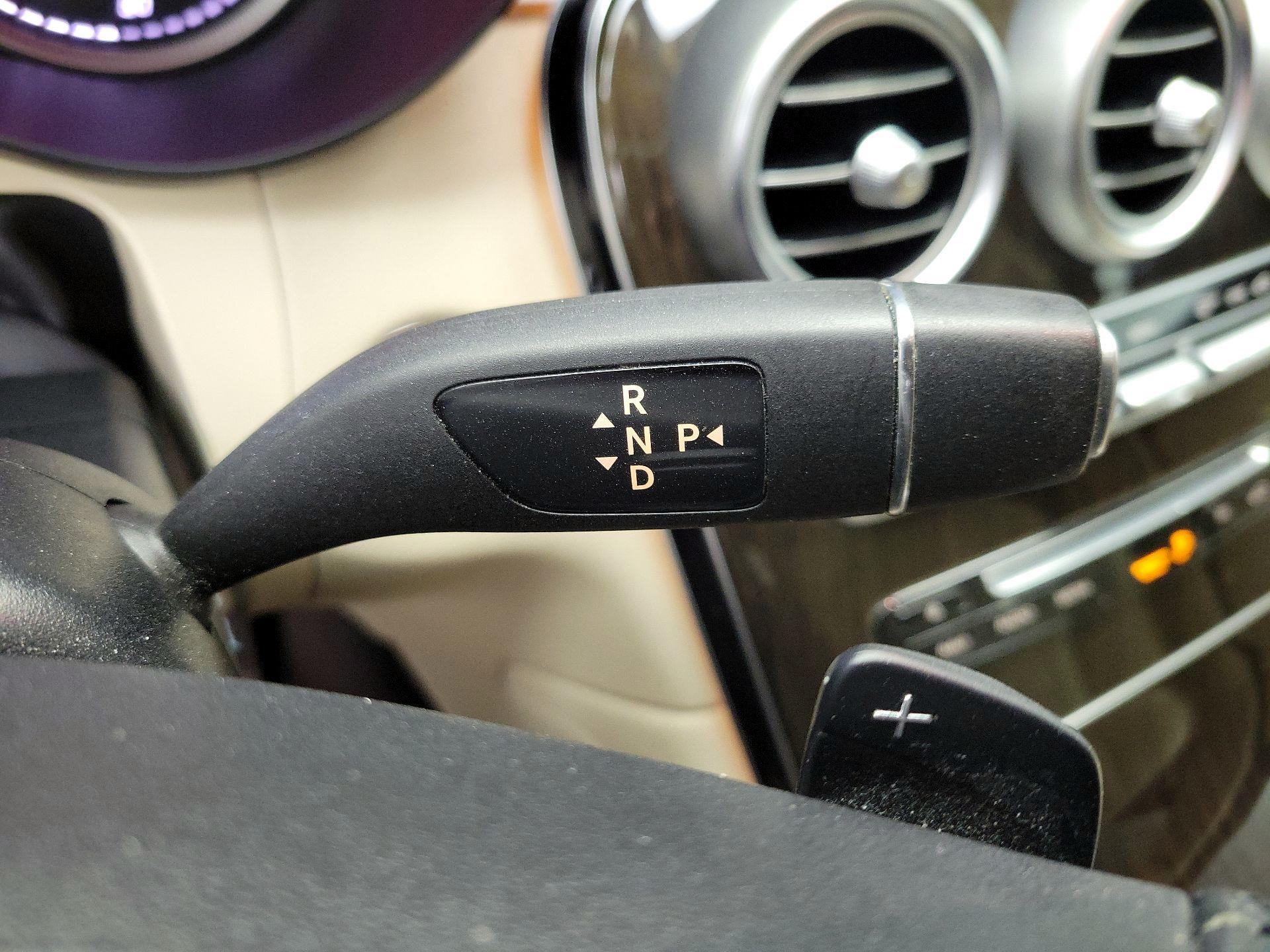 Thumbnail: 2017 Mercedes-Benz GLC - 18