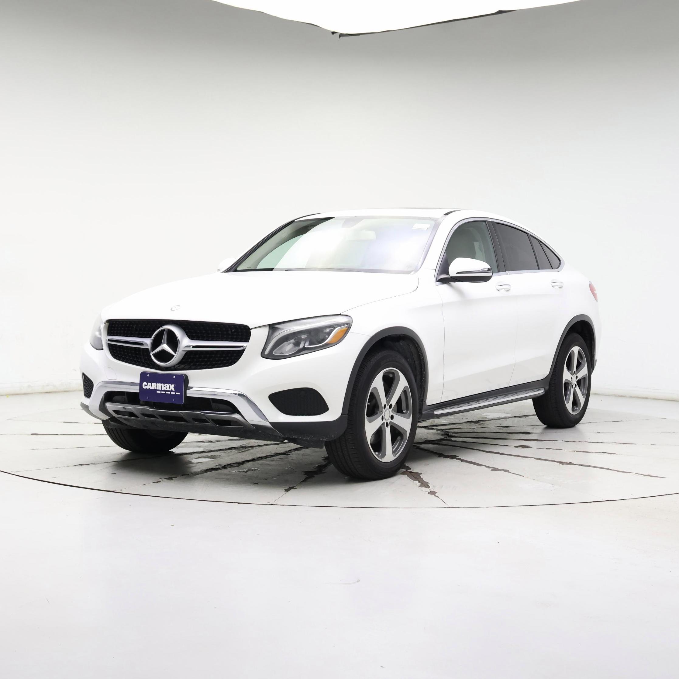 Thumbnail: 2017 Mercedes-Benz GLC - 4