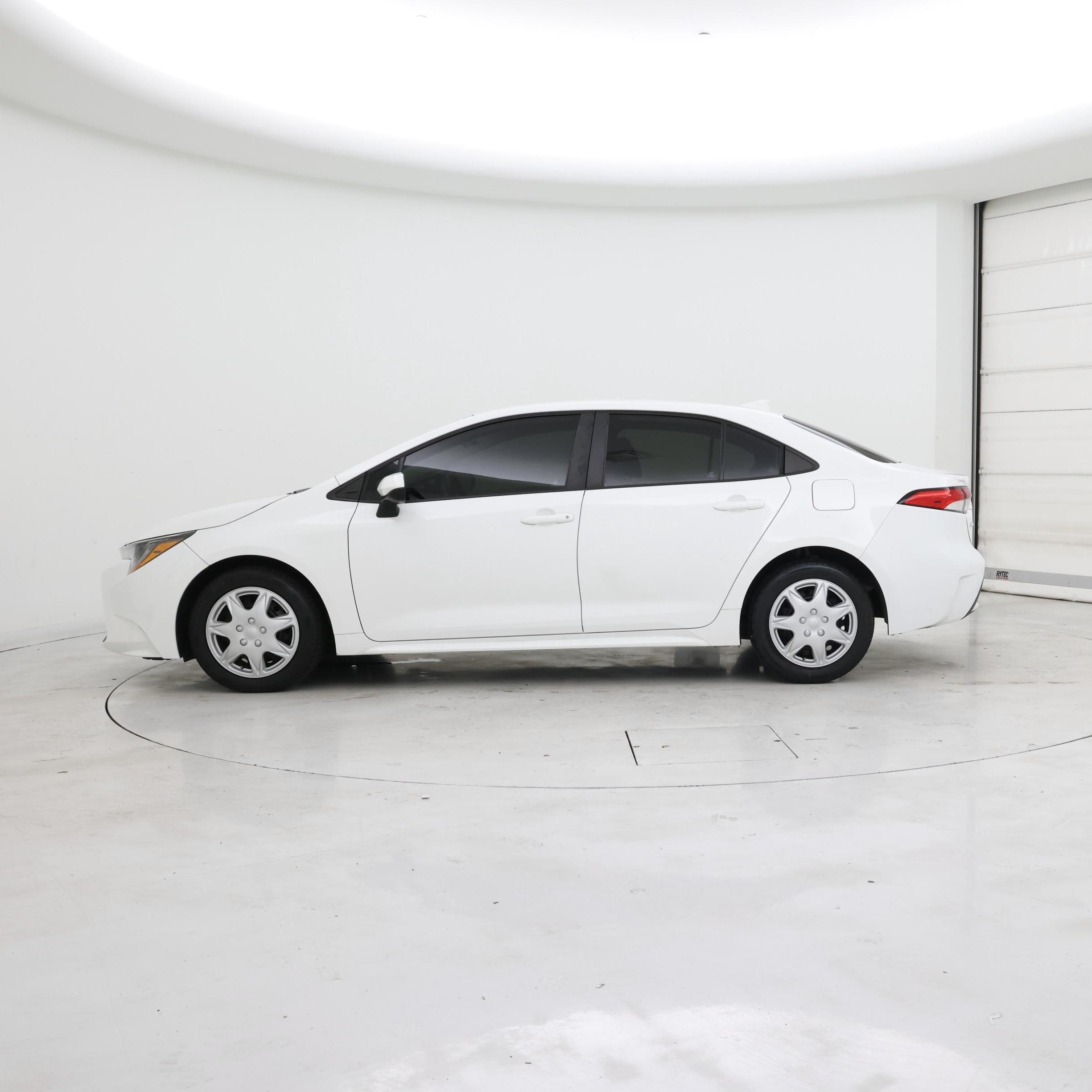 Thumbnail: 2022 Toyota Corolla - 3