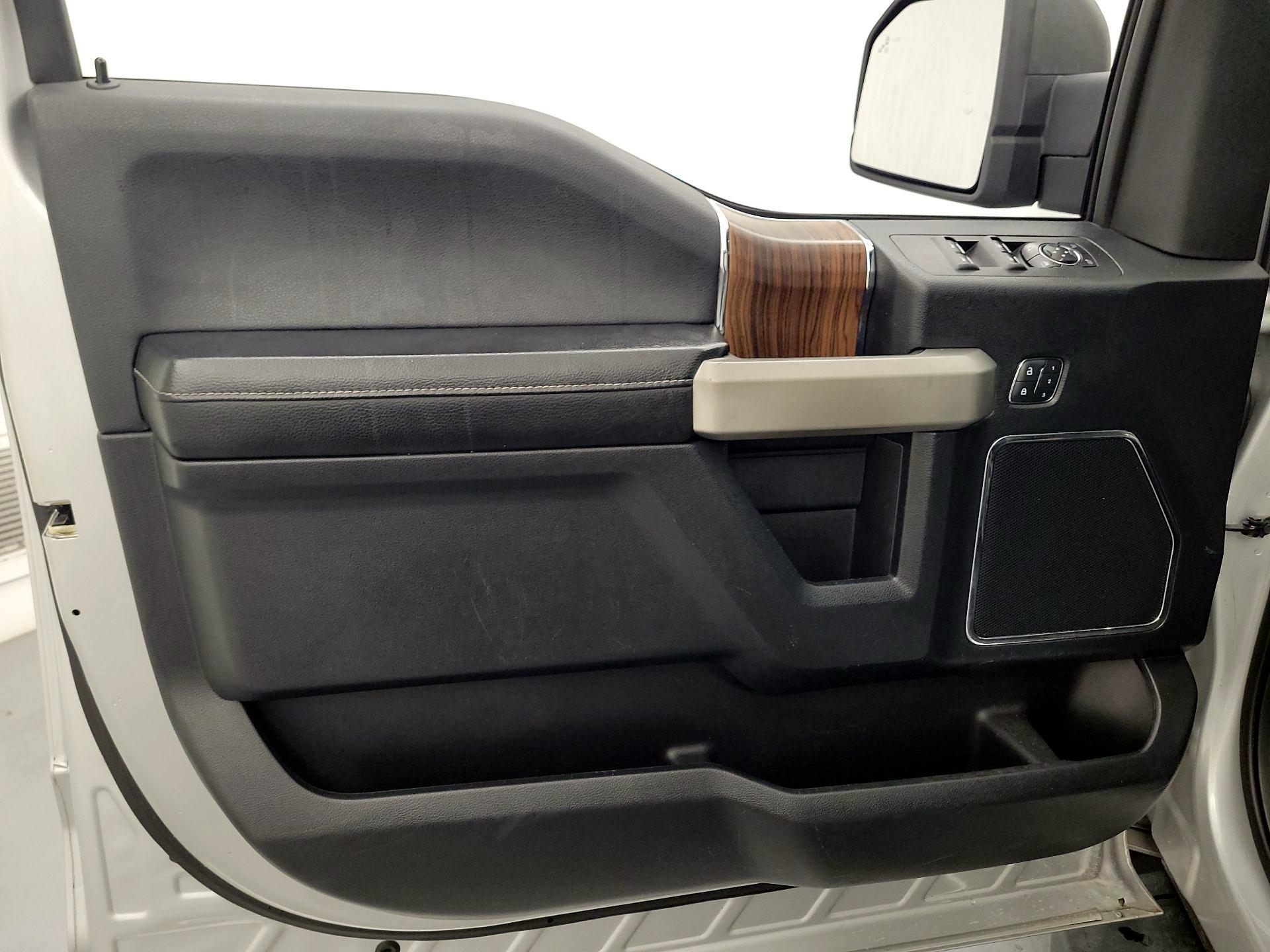 Thumbnail: 2016 Ford F-150 - 12