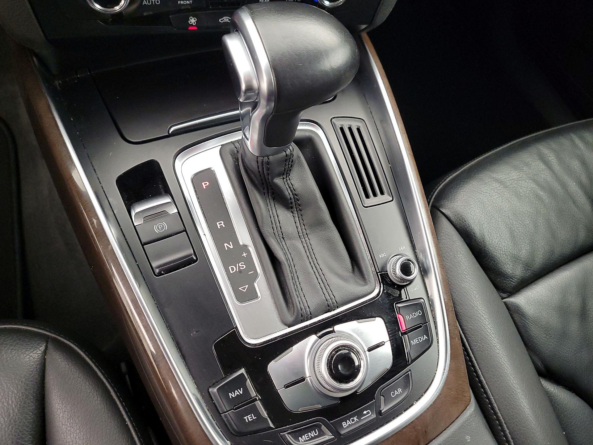 Thumbnail: 2016 Audi Q5 - 16