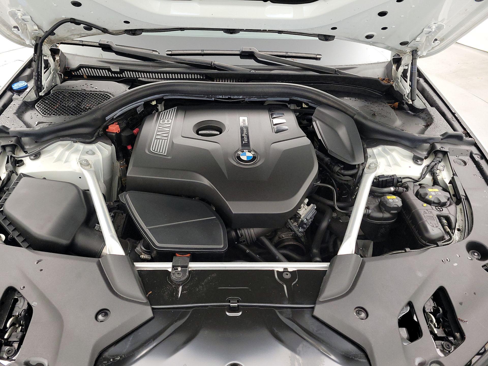 Thumbnail: 2018 BMW 5 Series - 17