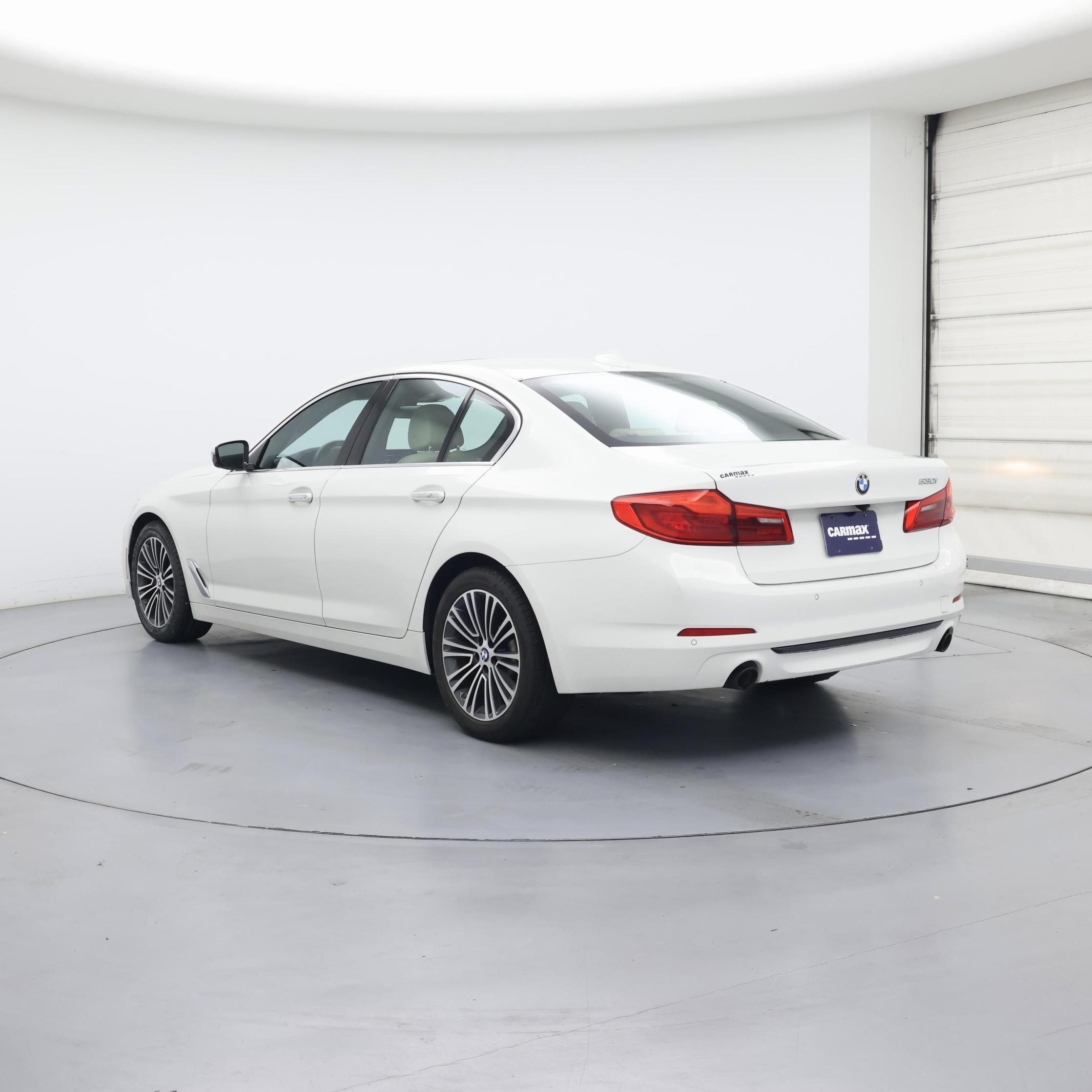 Thumbnail: 2018 BMW 5 Series - 2
