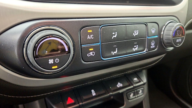 2022 GMC Canyon Elevation 16