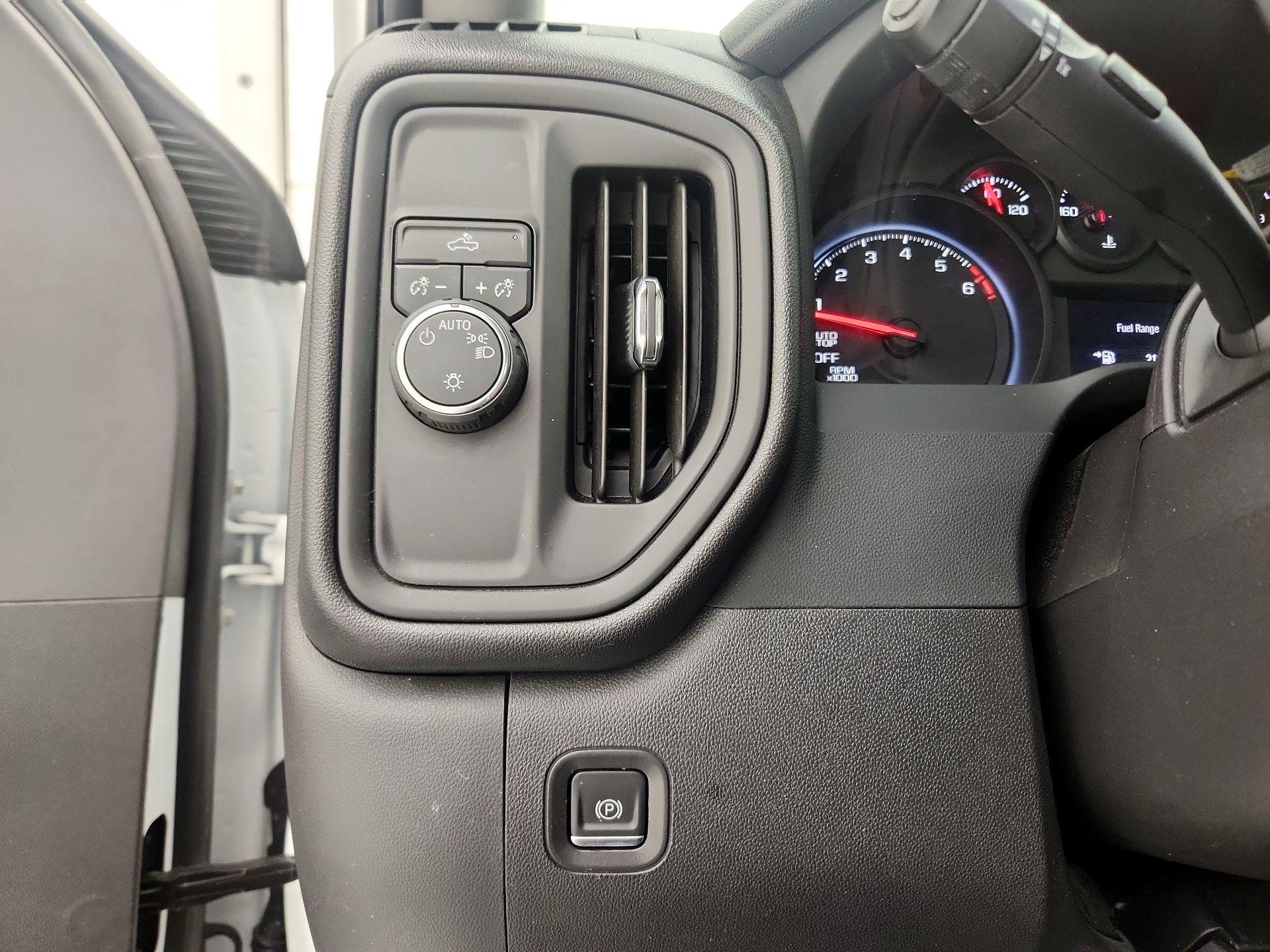 Thumbnail: 2022 Chevrolet Silverado 1500 - 13