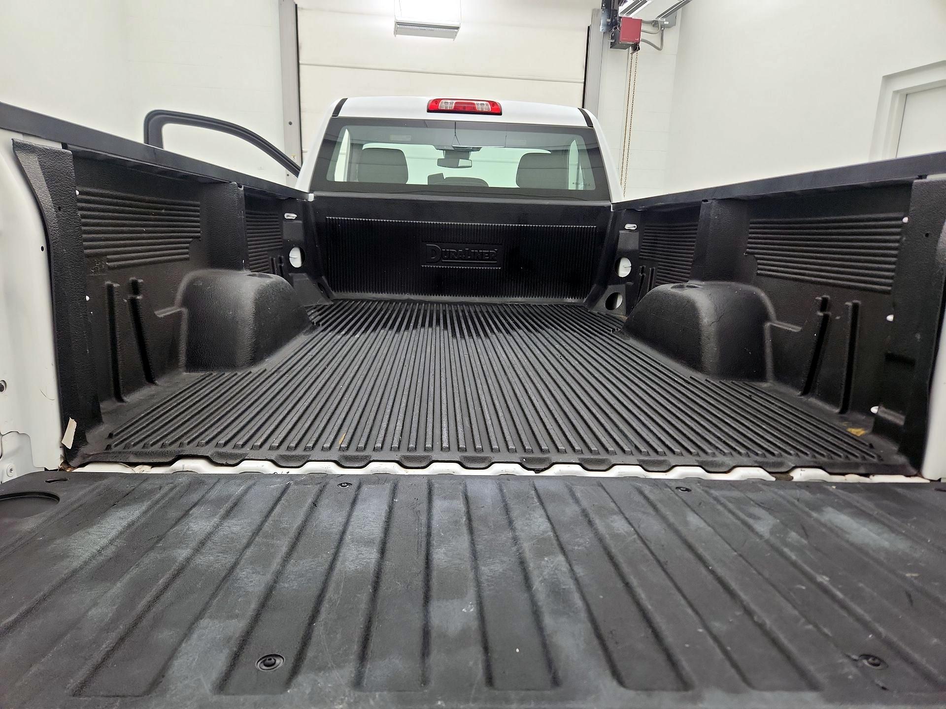 Thumbnail: 2022 Chevrolet Silverado 1500 - 19