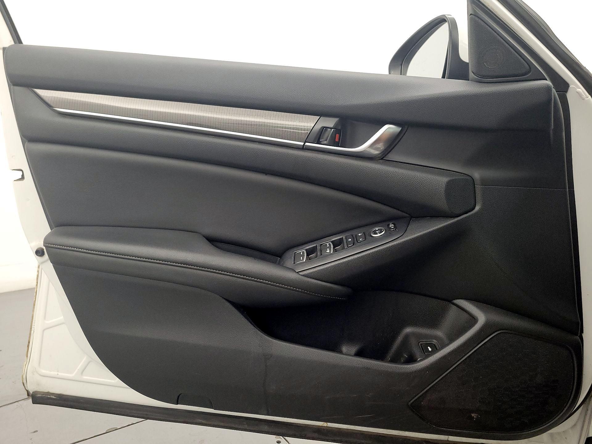Thumbnail: 2019 Honda Accord - 12