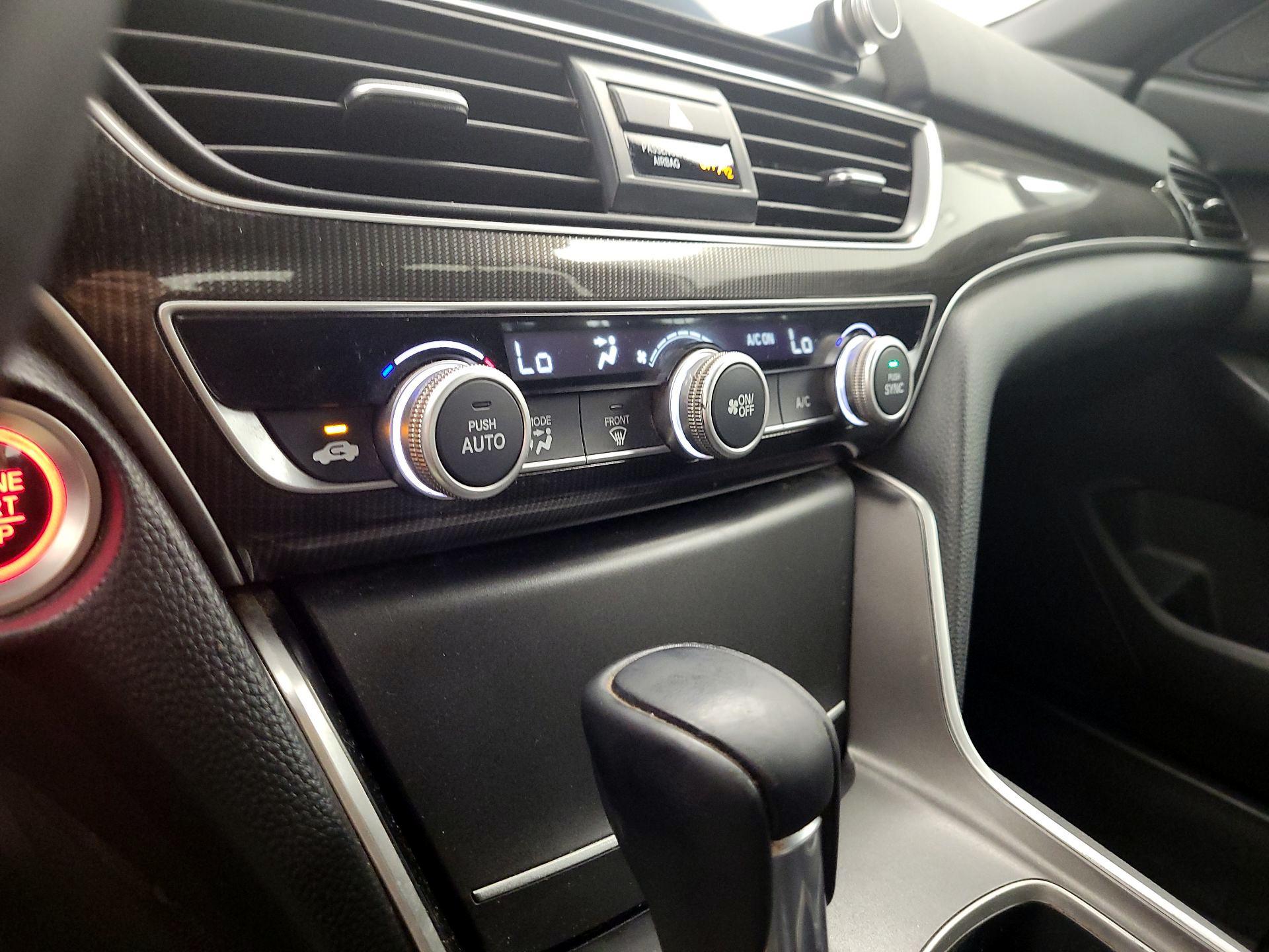 Thumbnail: 2019 Honda Accord - 14