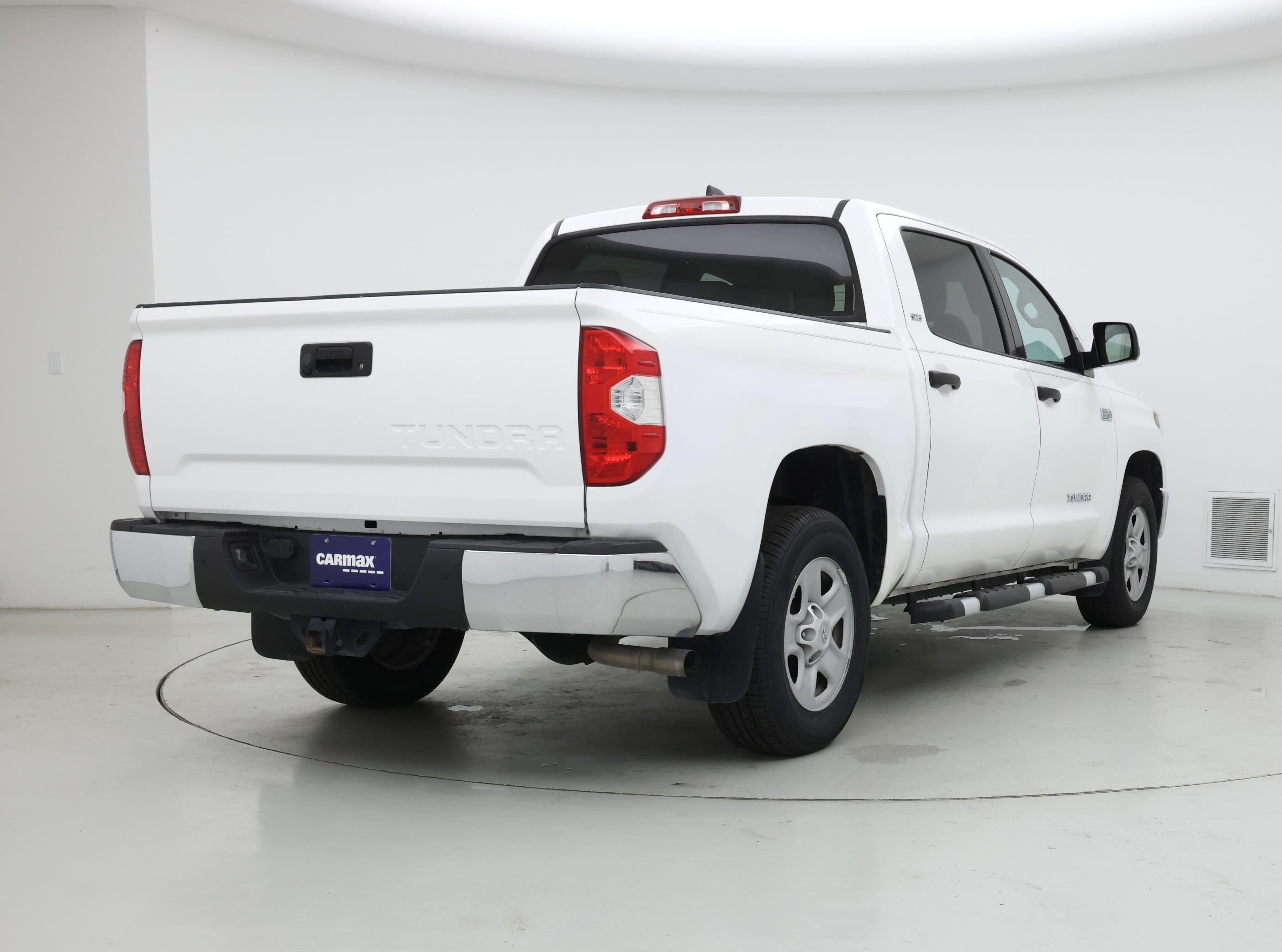 Thumbnail: 2021 Toyota Tundra - 8