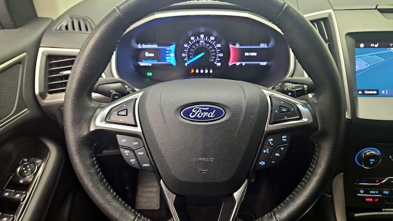 2018 Ford Edge SEL 10