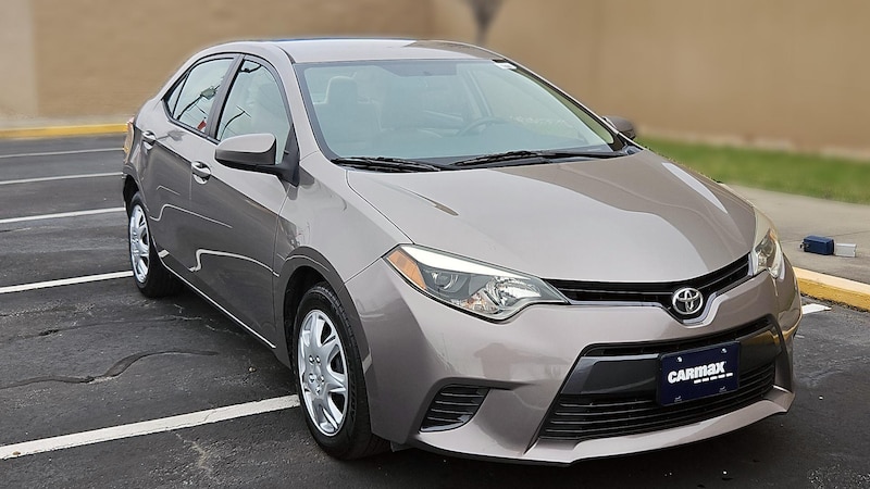 2015 Toyota Corolla LE Hero Image