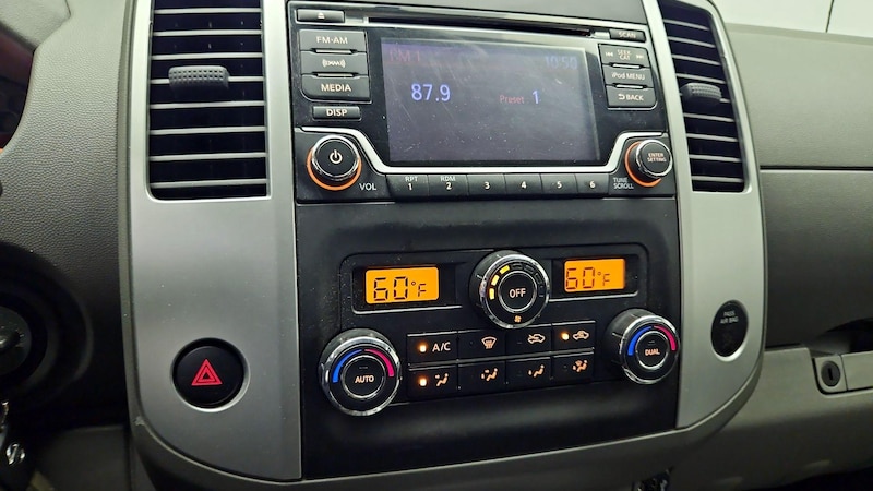 2017 Nissan Frontier SV 15