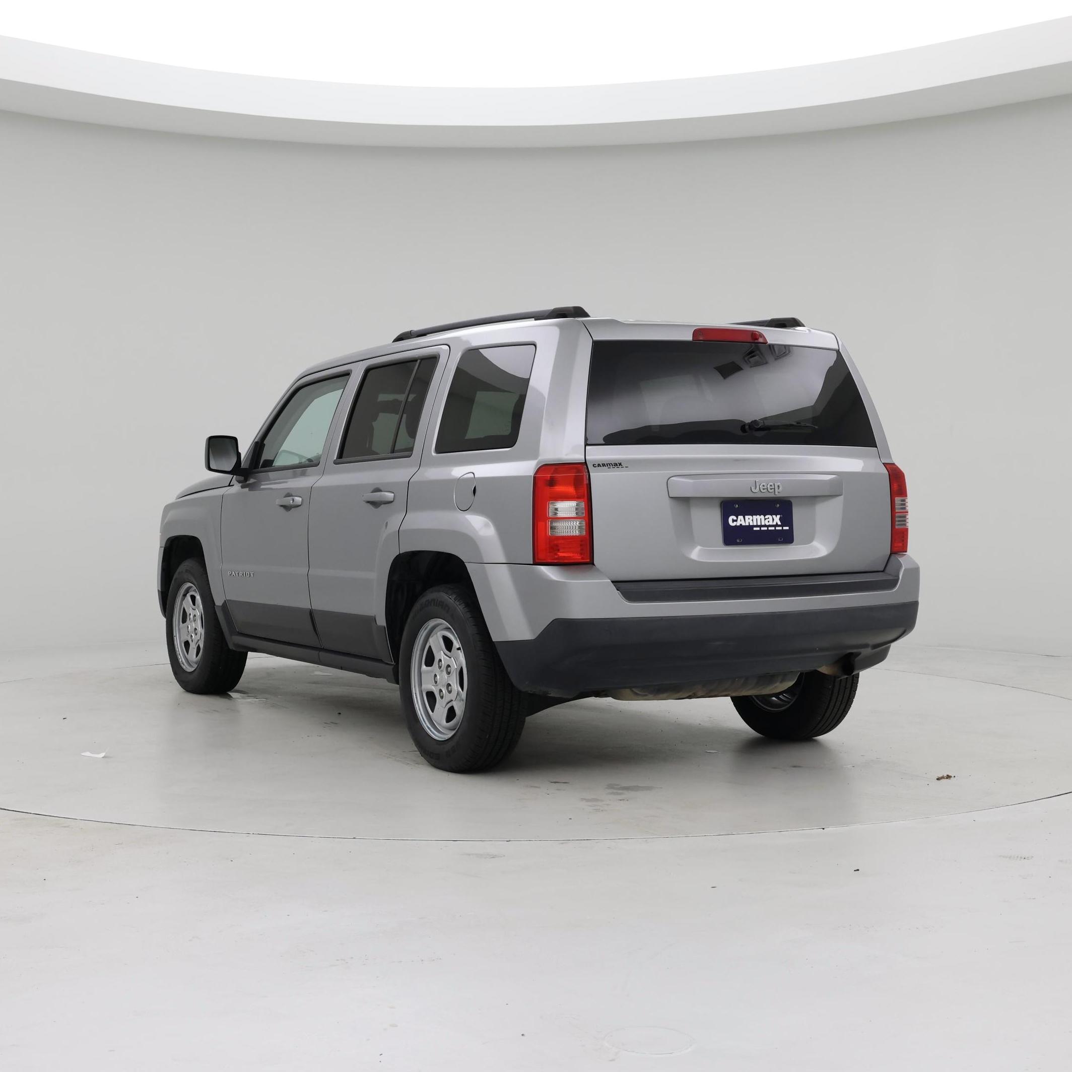 Thumbnail: 2015 Jeep Patriot - 2
