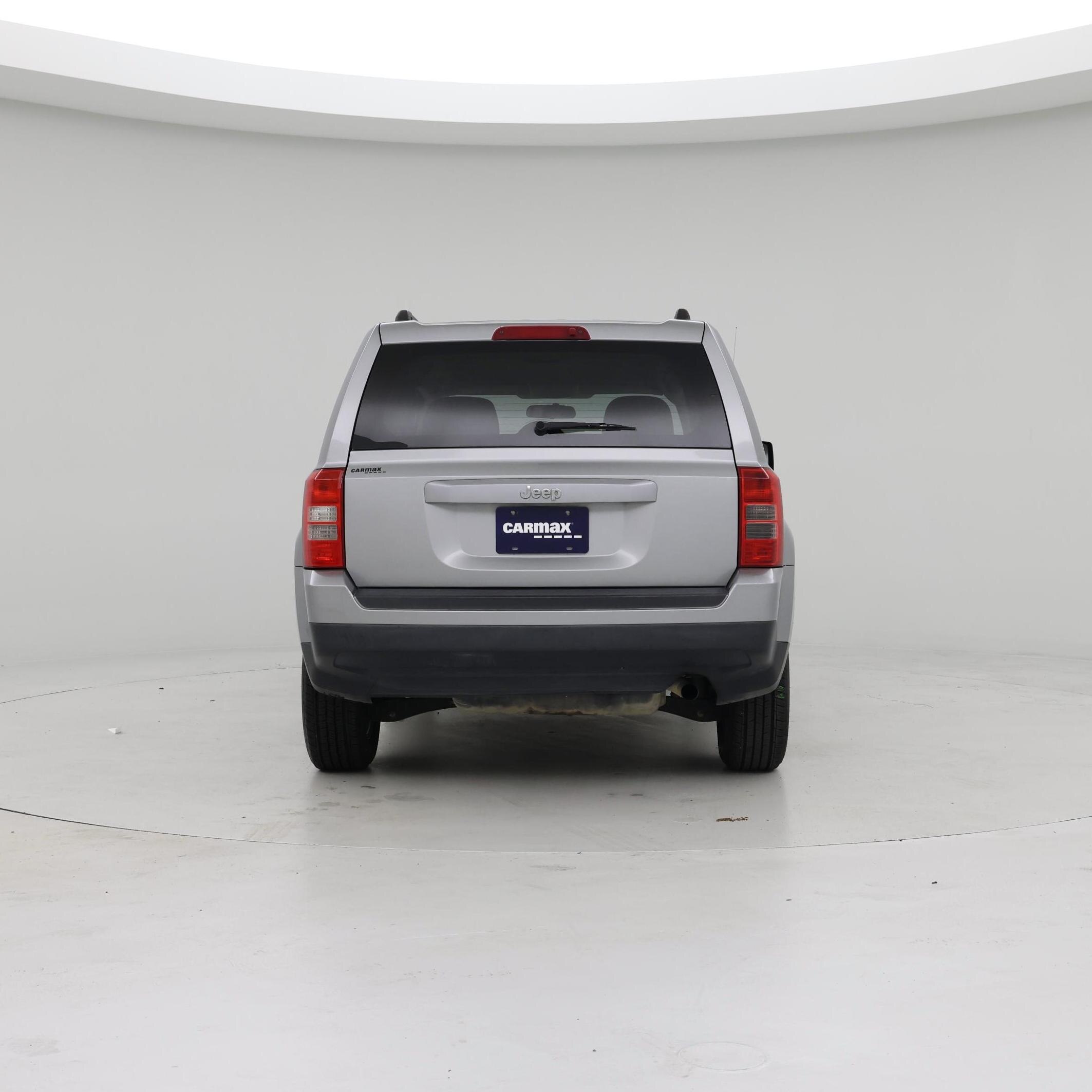 Thumbnail: 2015 Jeep Patriot - 6