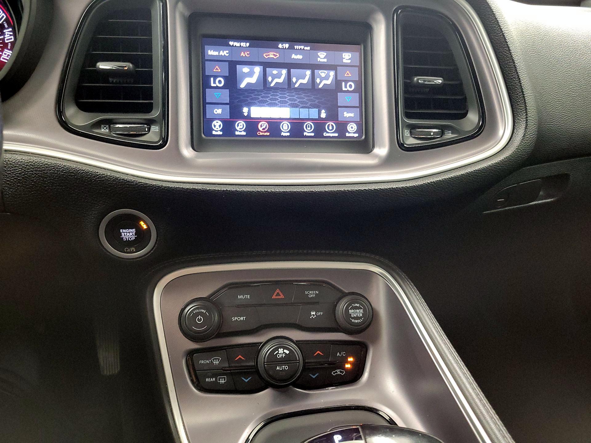 Thumbnail: 2019 Dodge Challenger - 16