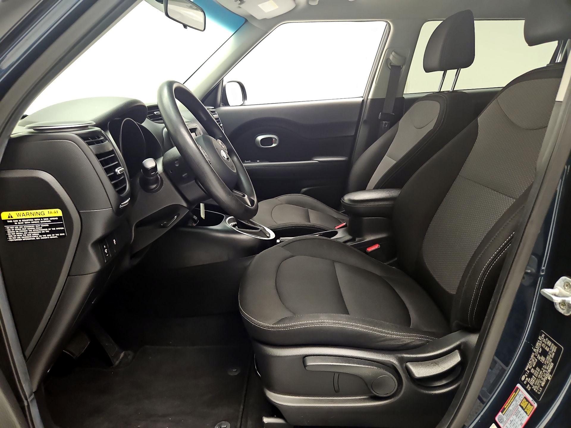 Thumbnail: 2018 Kia Soul - 11