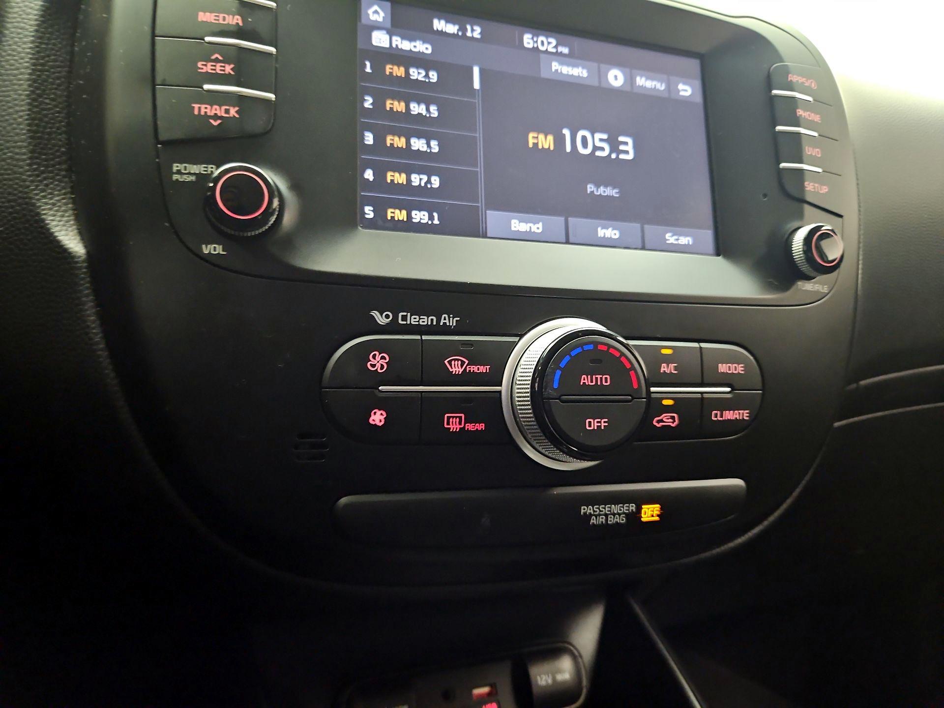 Thumbnail: 2018 Kia Soul - 15