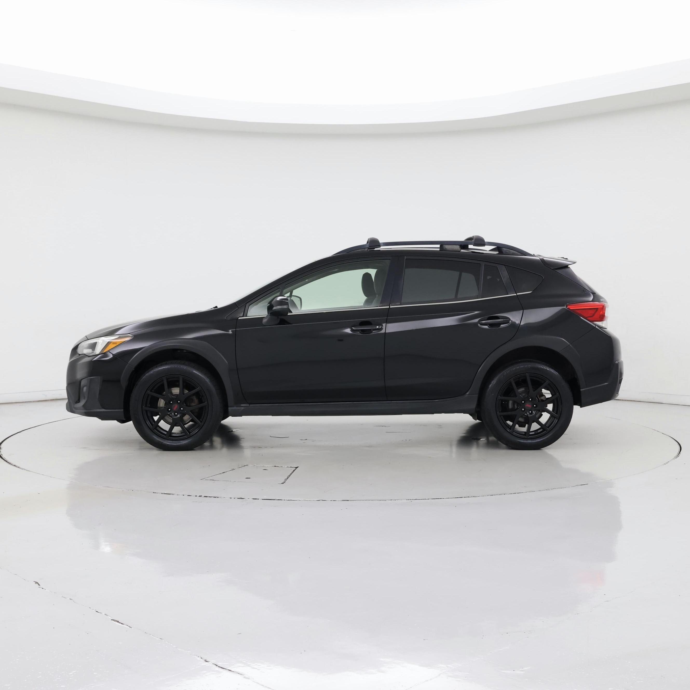 Thumbnail: 2018 Subaru Crosstrek - 3