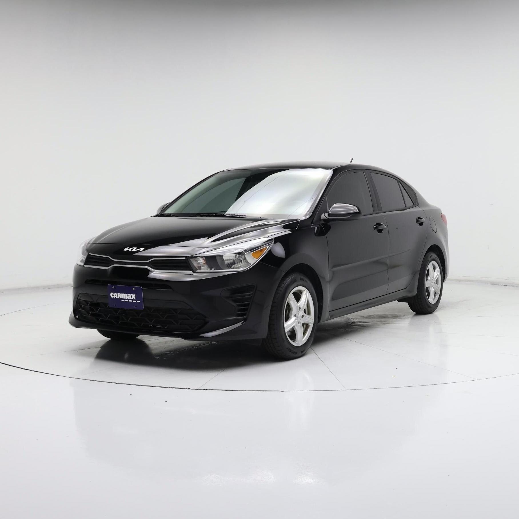 Thumbnail: 2023 Kia Rio - 4
