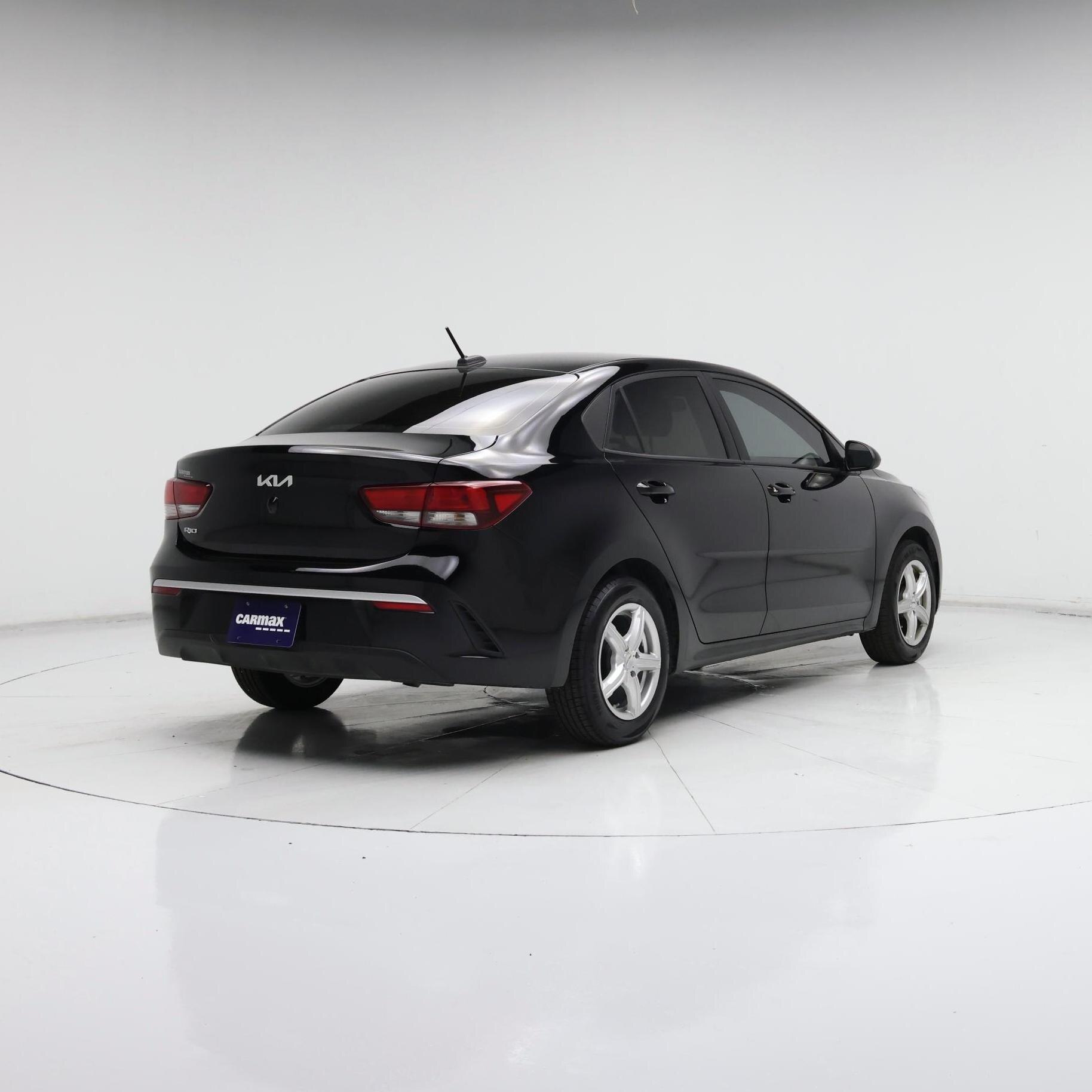 Thumbnail: 2023 Kia Rio - 8