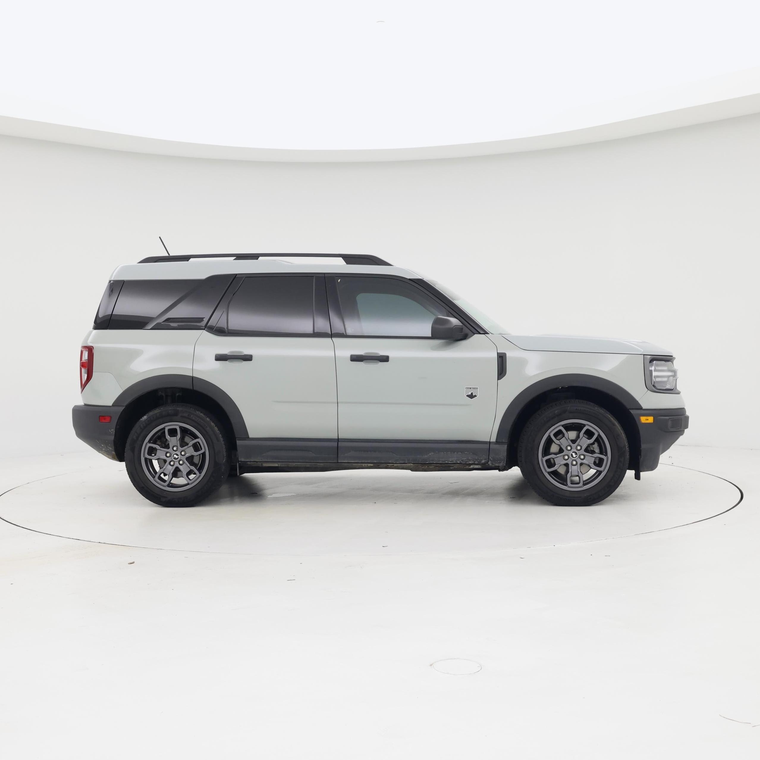 Thumbnail: 2022 Ford Bronco Sport - 7