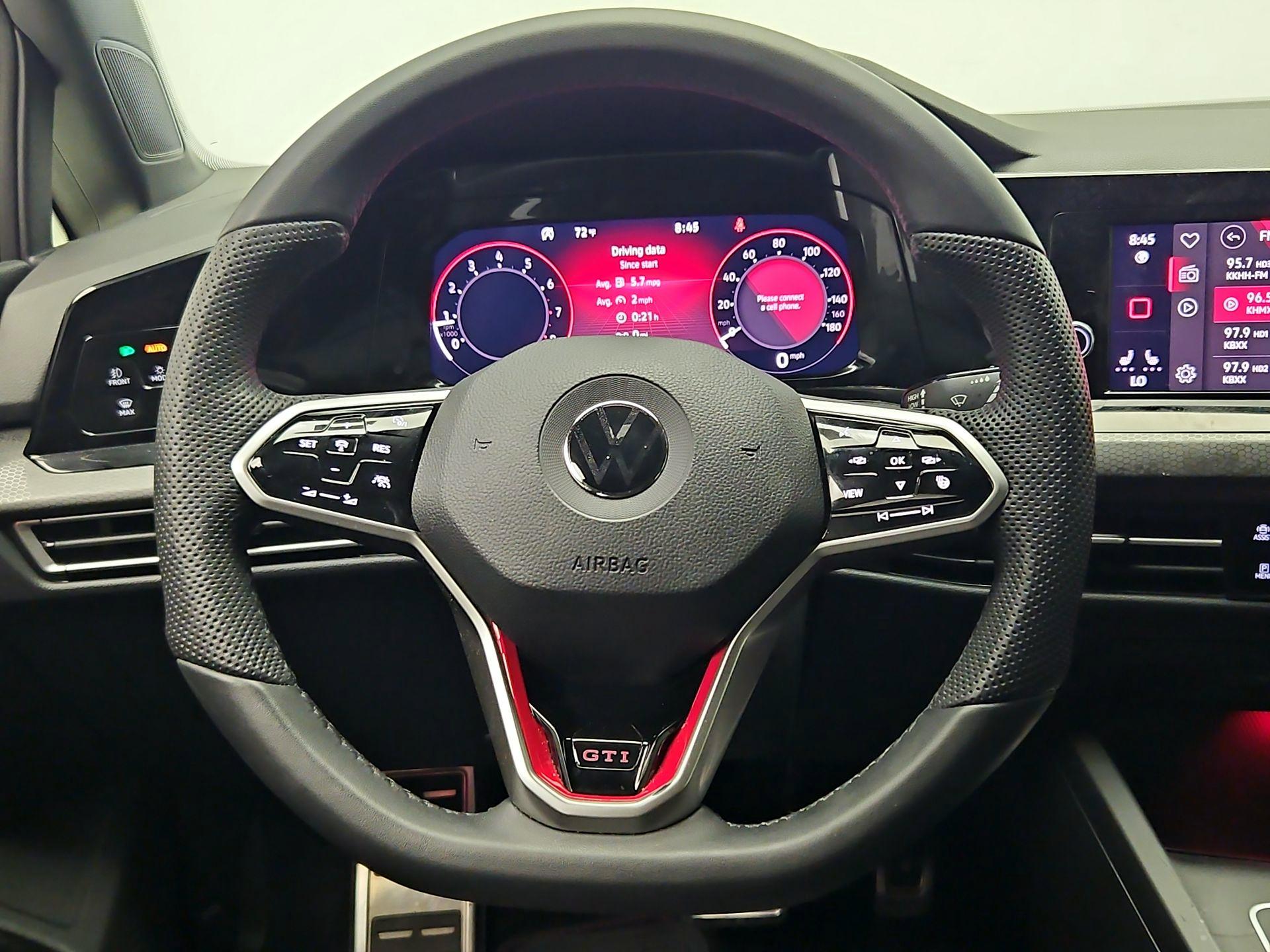 Thumbnail: 2022 Volkswagen Golf - 10