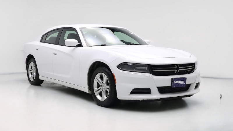 2015 Dodge Charger SE Hero Image