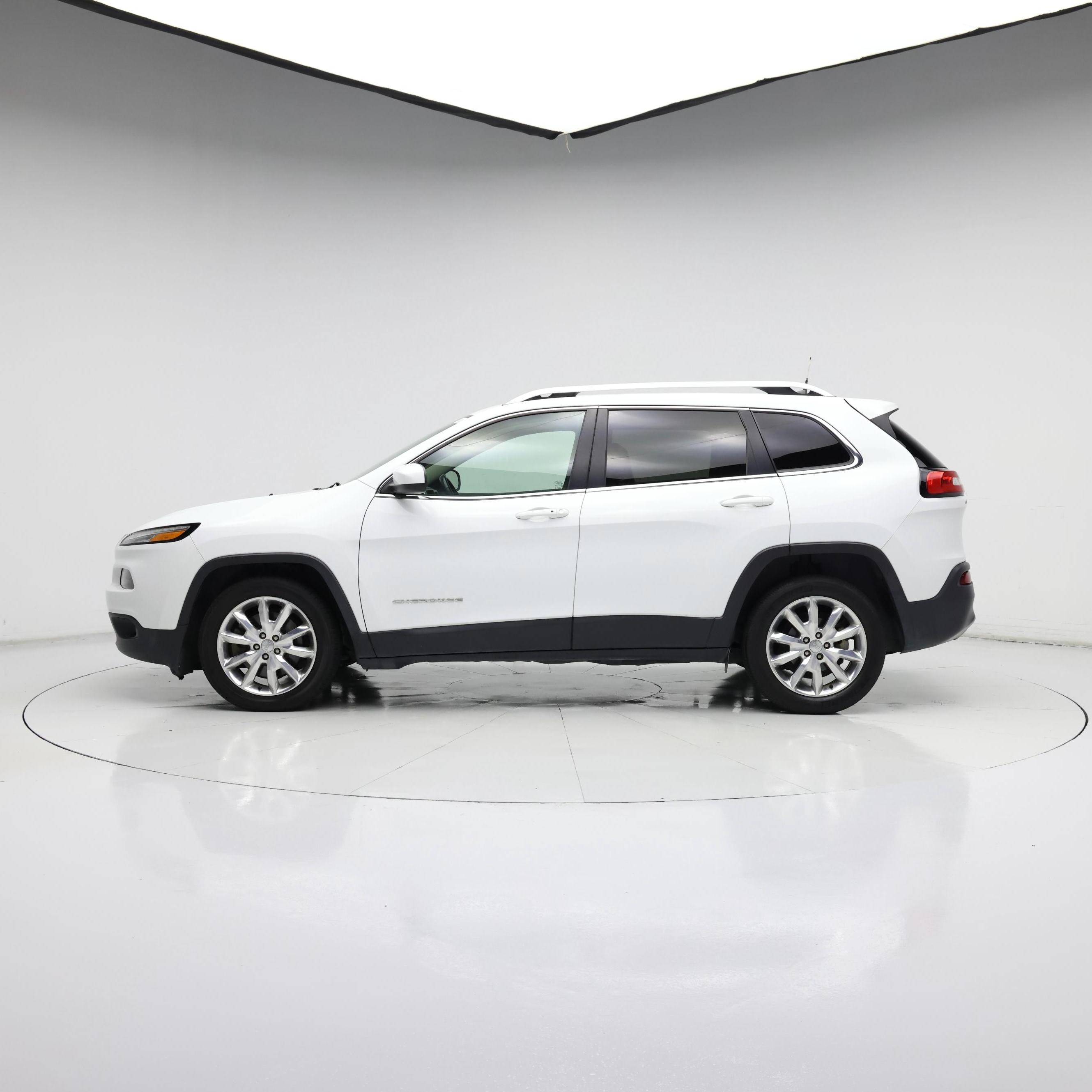 Thumbnail: 2016 Jeep Cherokee - 3