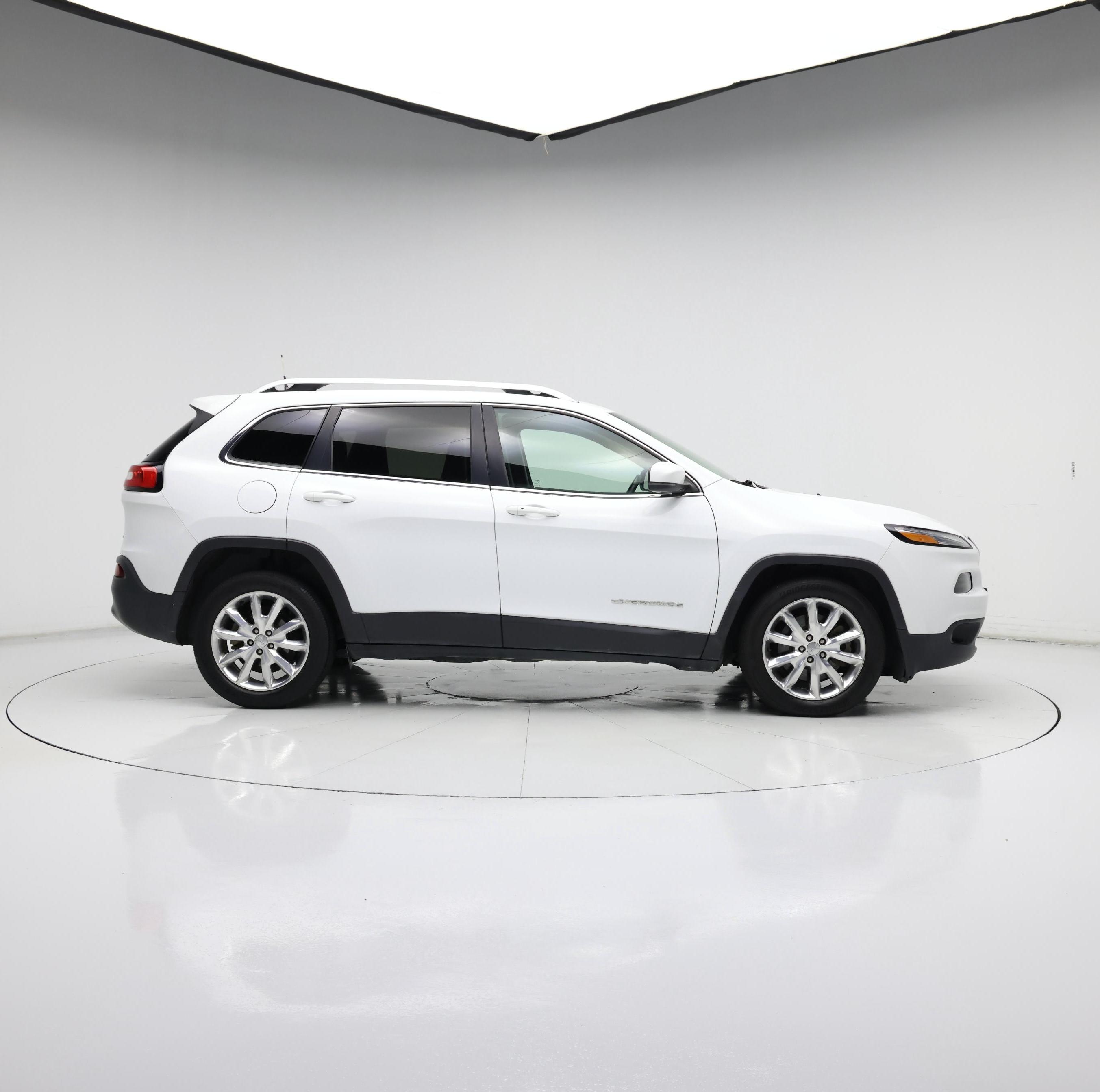 Thumbnail: 2016 Jeep Cherokee - 7