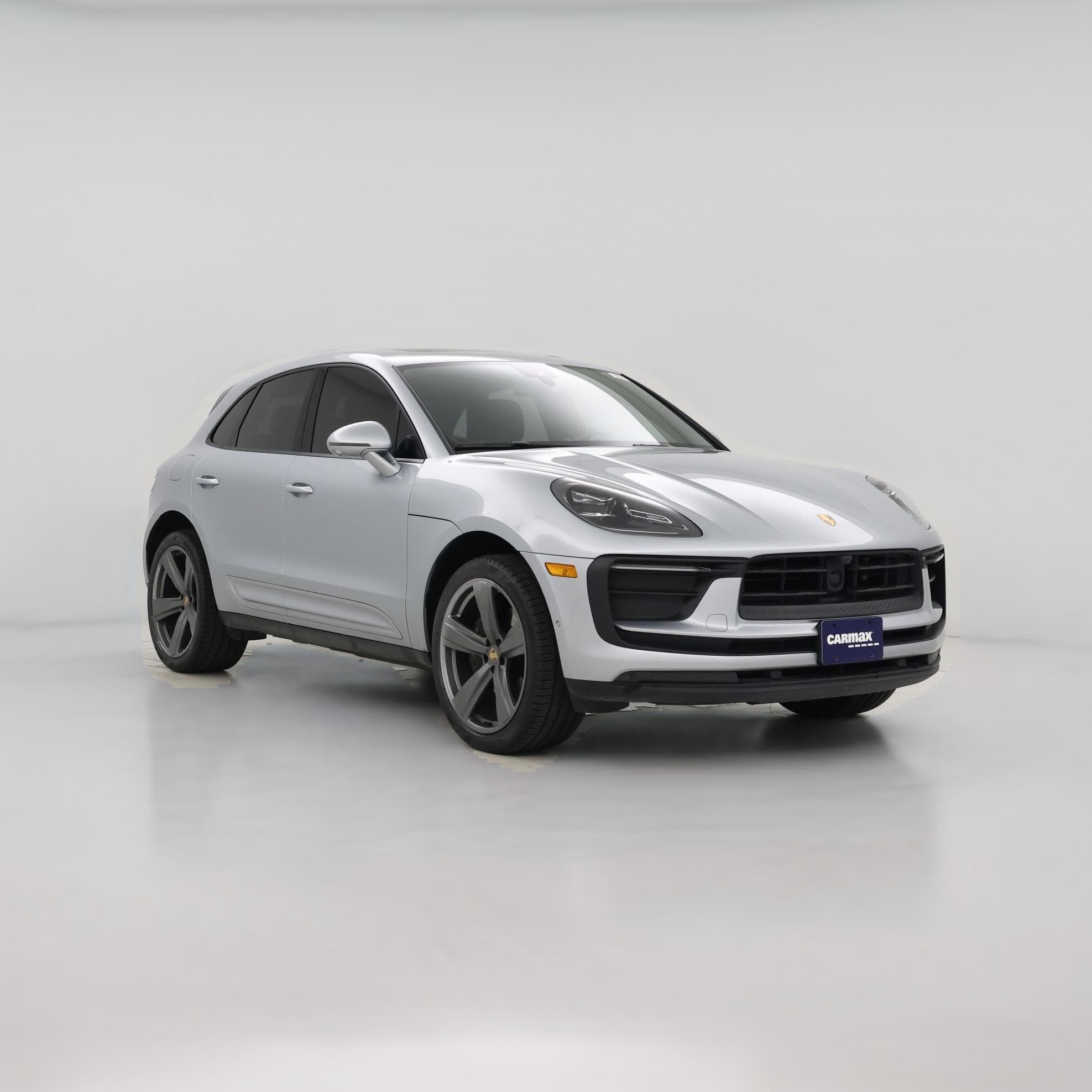 Thumbnail: 2023 Porsche Macan - 1