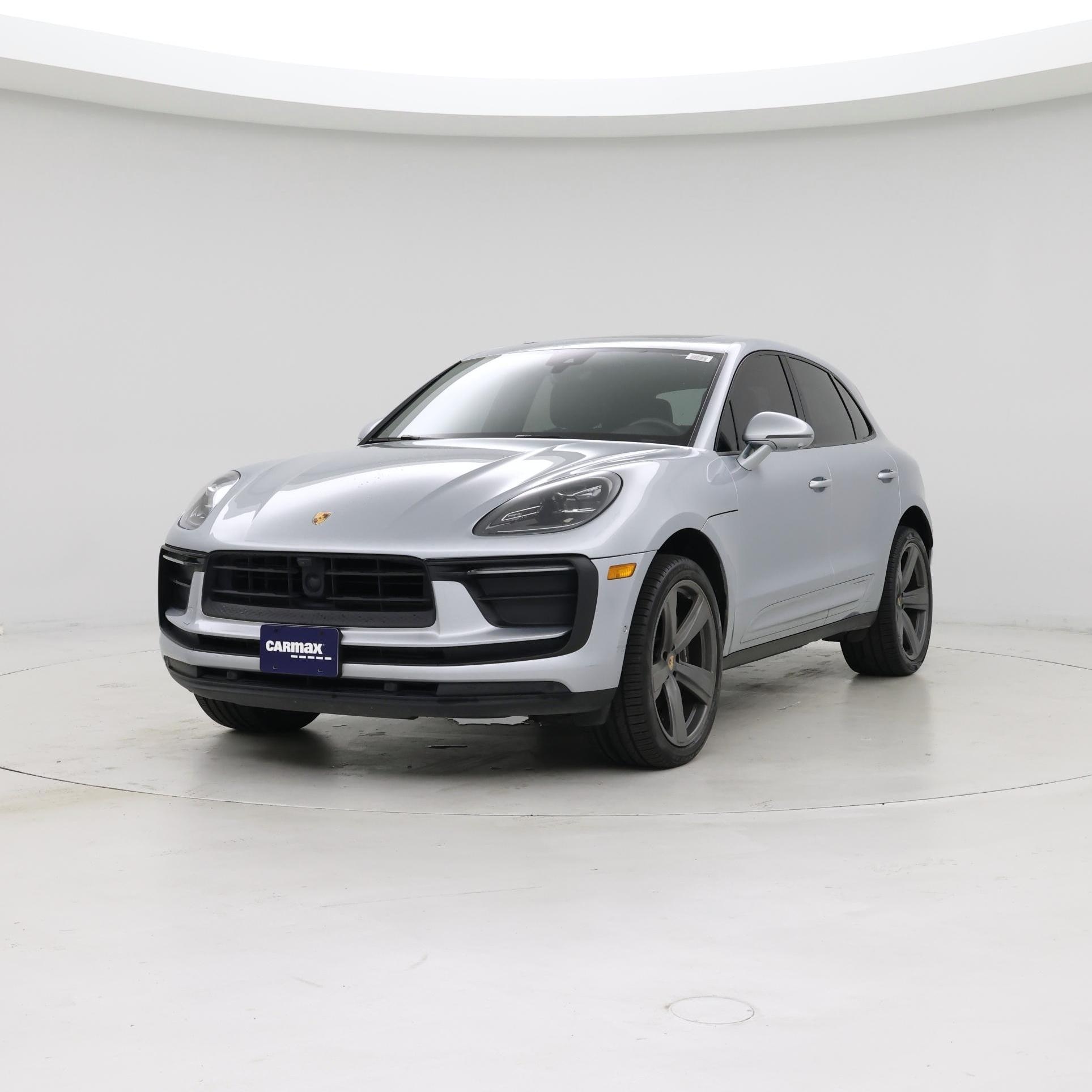 Thumbnail: 2023 Porsche Macan - 4