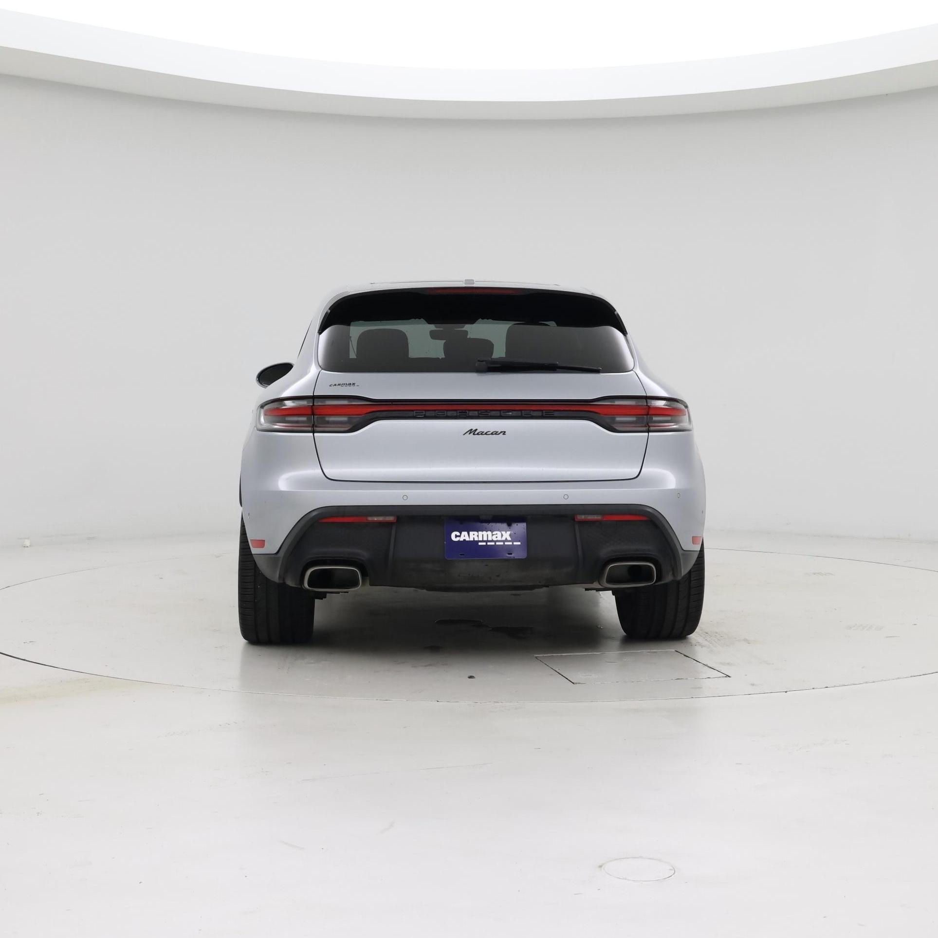 Thumbnail: 2023 Porsche Macan - 6