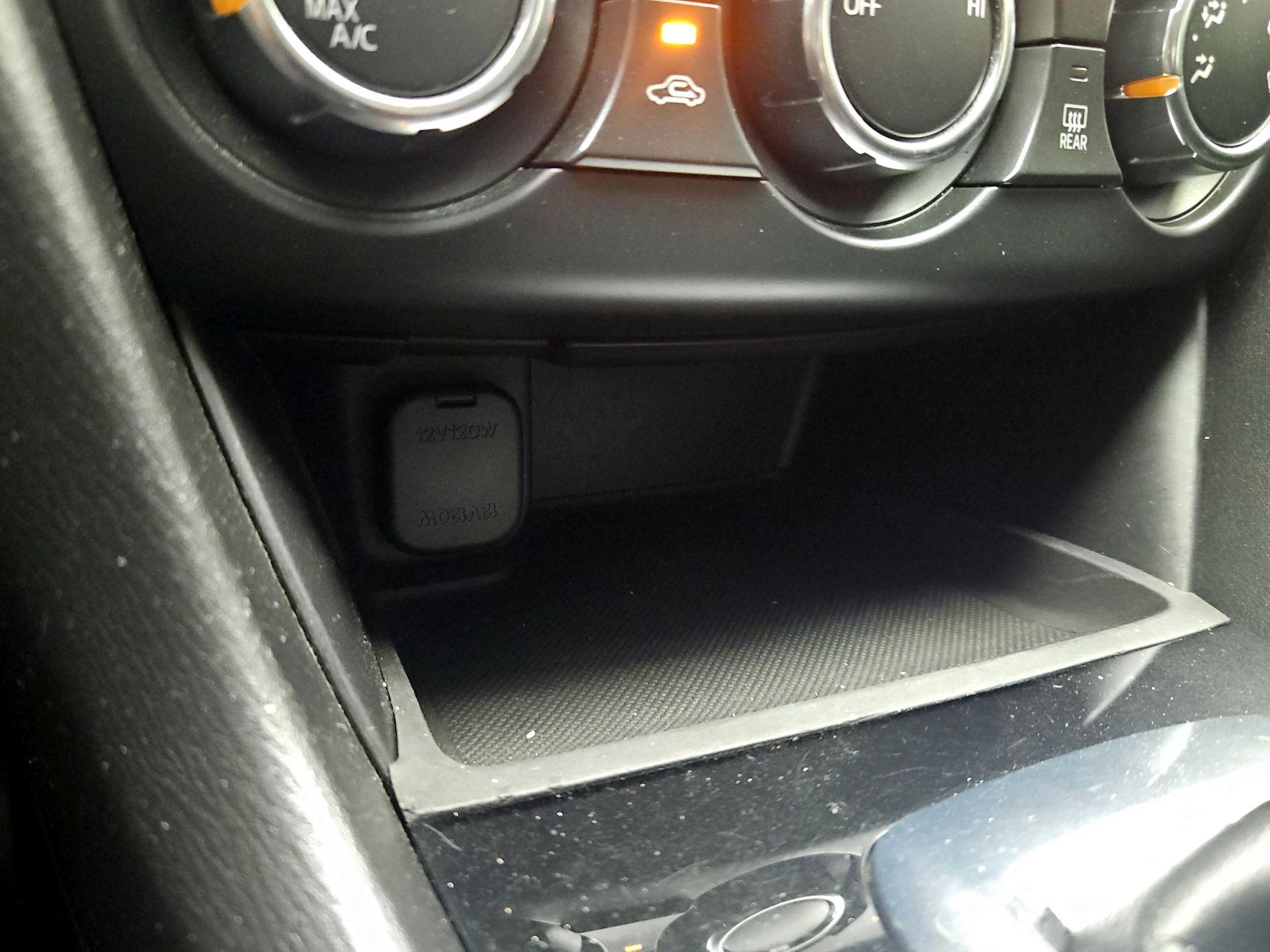 Thumbnail: 2015 Mazda Mazda6 - 18