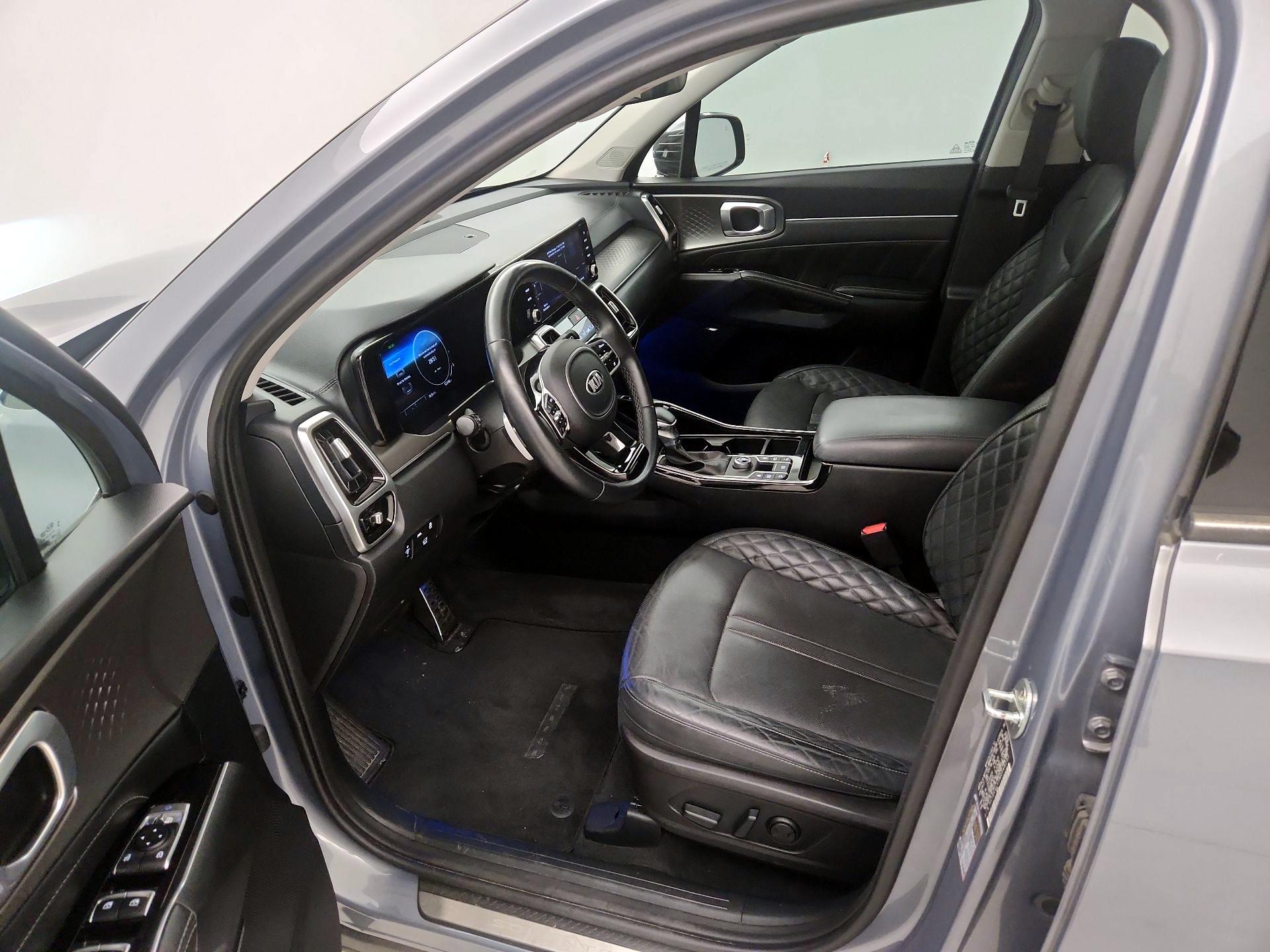 Thumbnail: 2021 Kia Sorento - 11