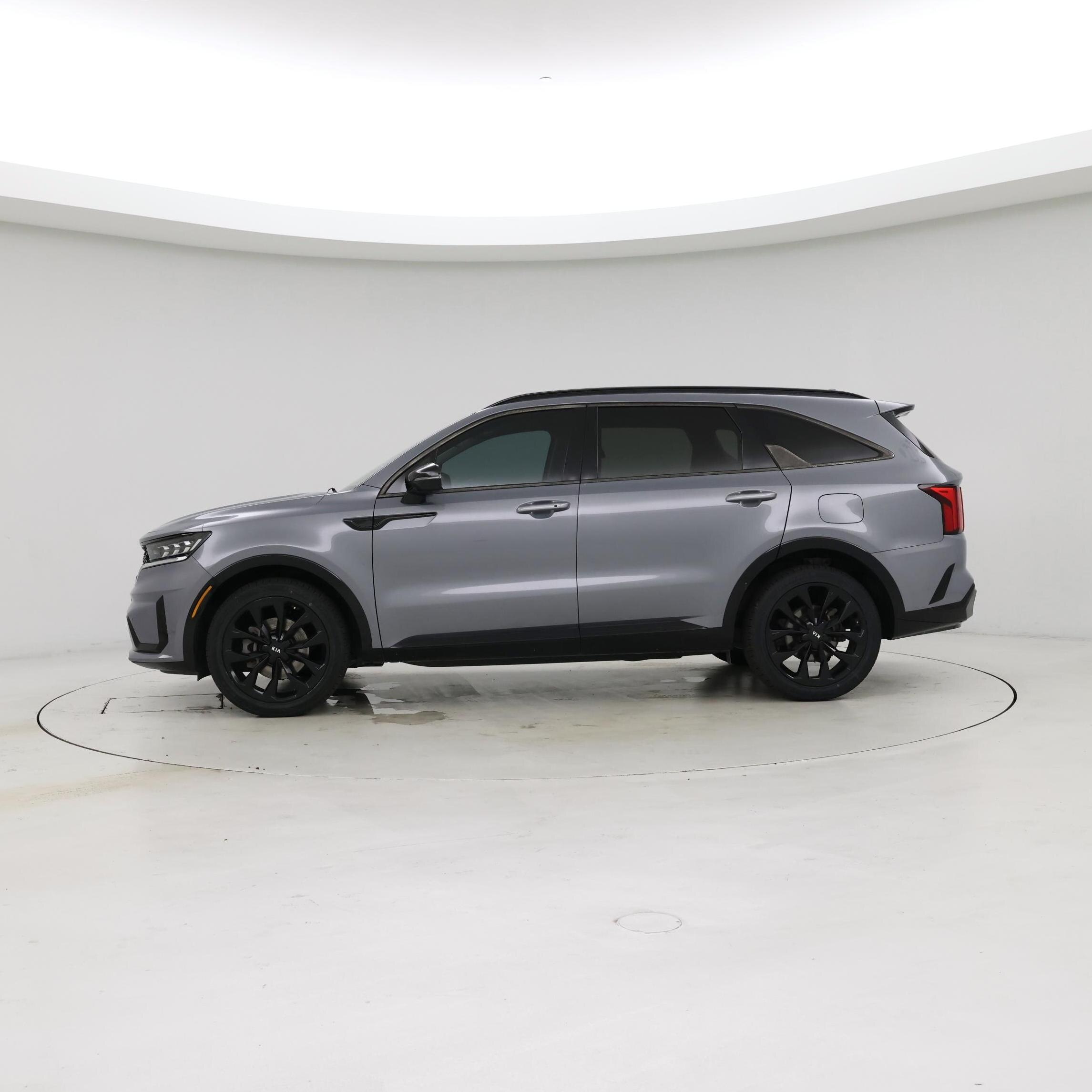 Thumbnail: 2021 Kia Sorento - 3