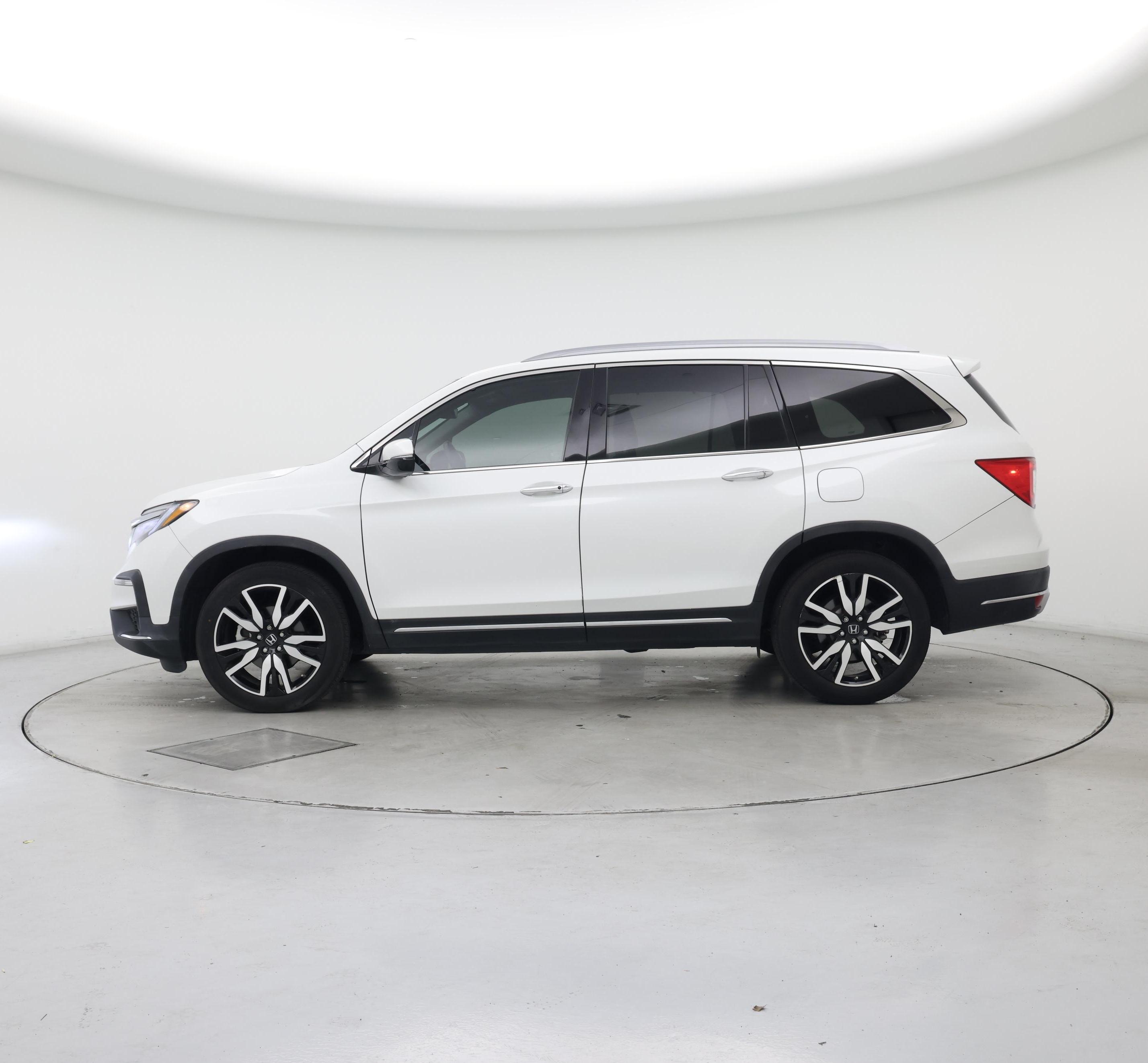 Thumbnail: 2021 Honda Pilot - 3