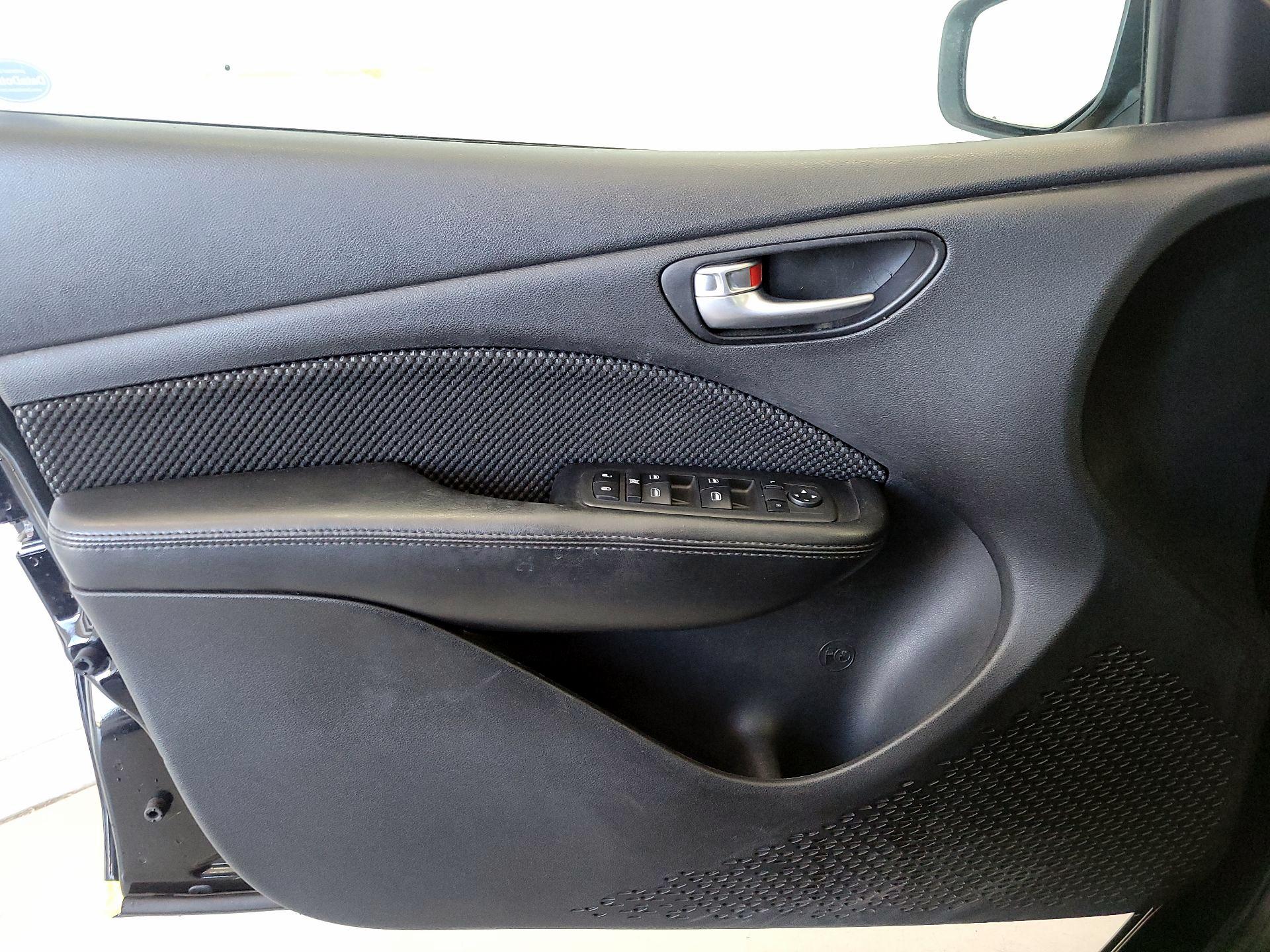 Thumbnail: 2016 Dodge Dart - 12