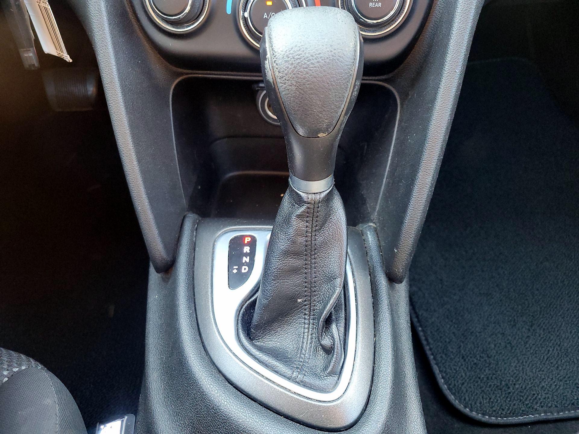 Thumbnail: 2016 Dodge Dart - 16