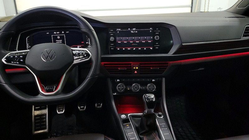 2024 Volkswagen Jetta GLI Autobahn 9