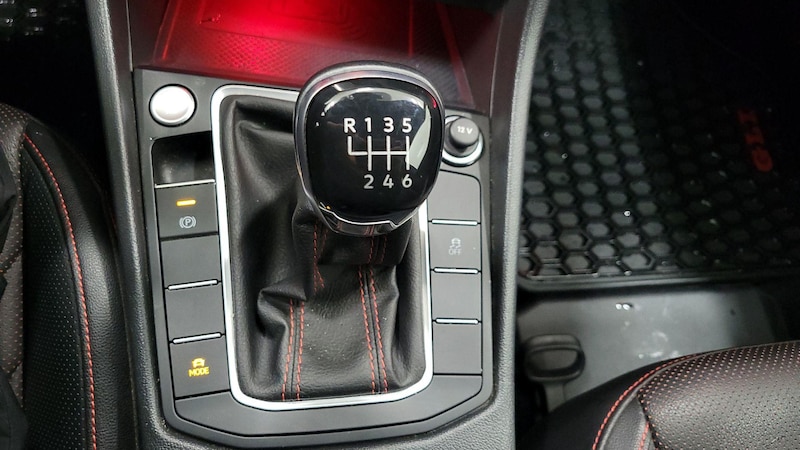 2024 Volkswagen Jetta GLI Autobahn 17