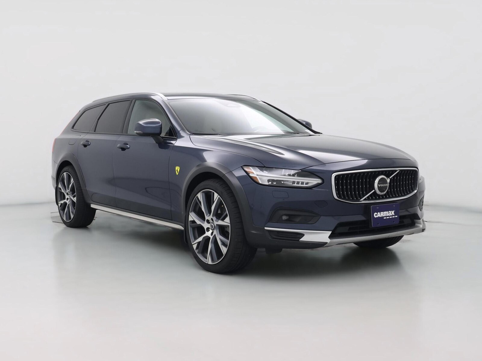 2023 Volvo V90 Cross Country