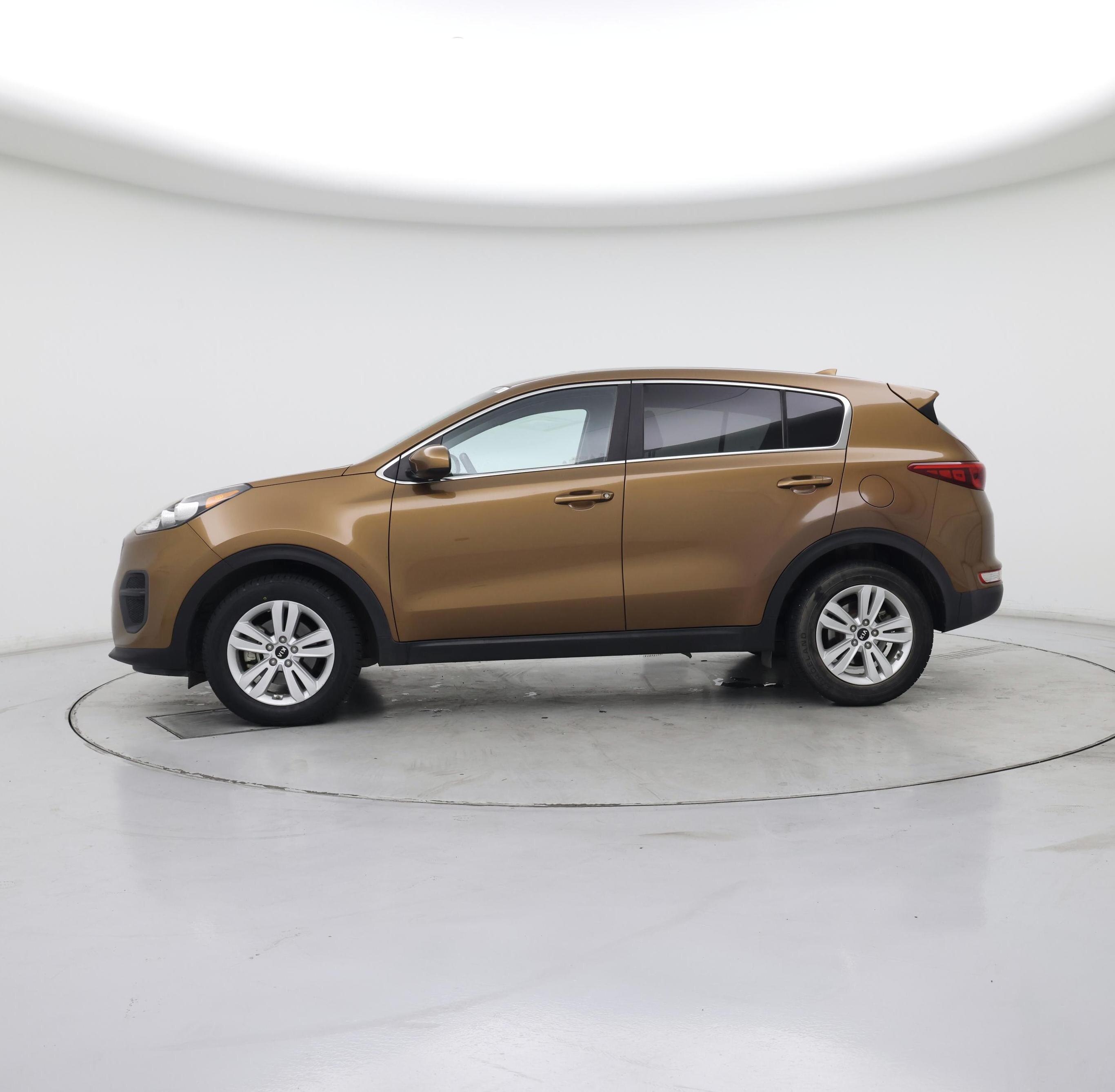 Thumbnail: 2018 Kia Sportage - 3
