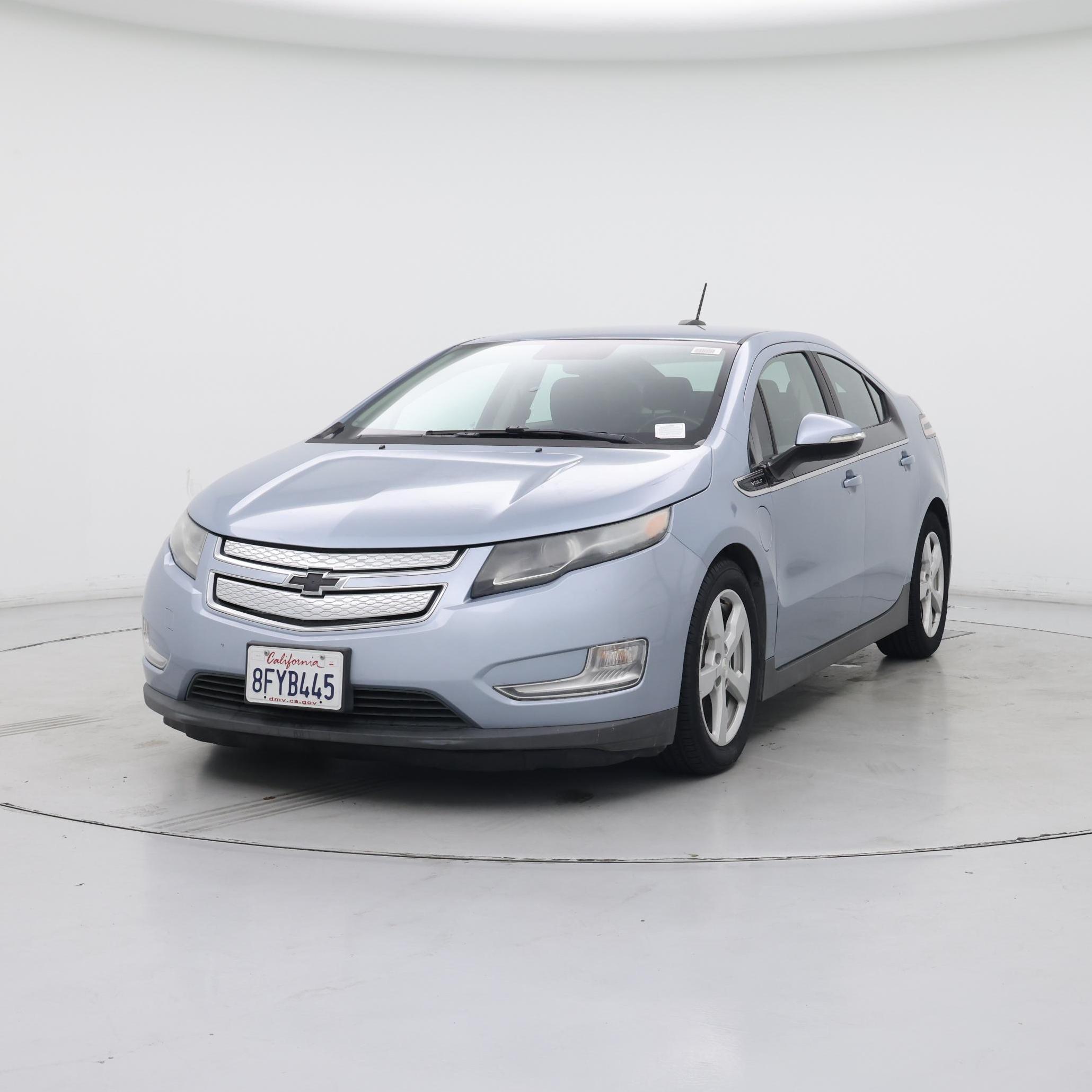 Thumbnail: 2015 Chevrolet Volt - 4
