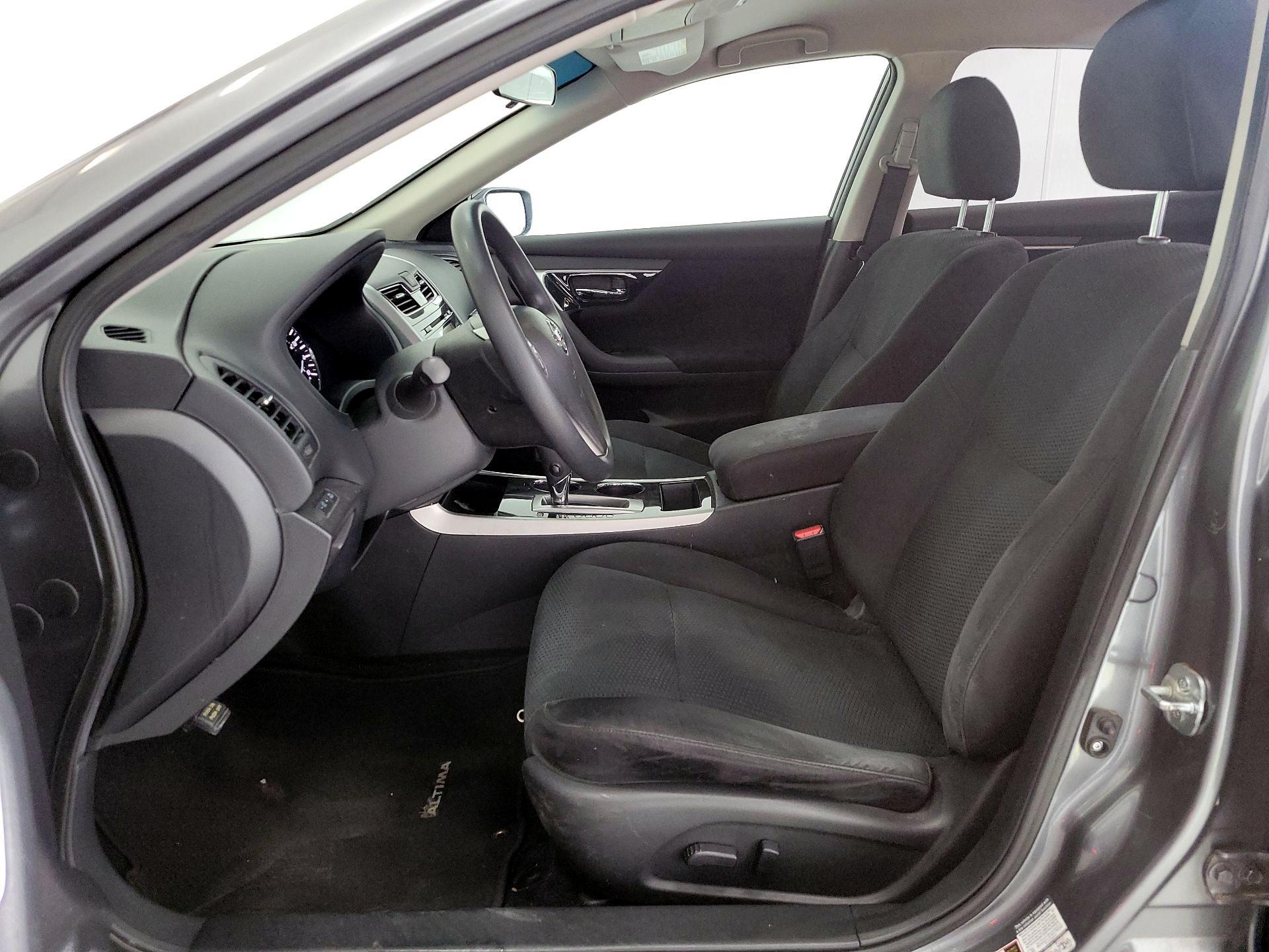 Thumbnail: 2014 Nissan Altima - 11