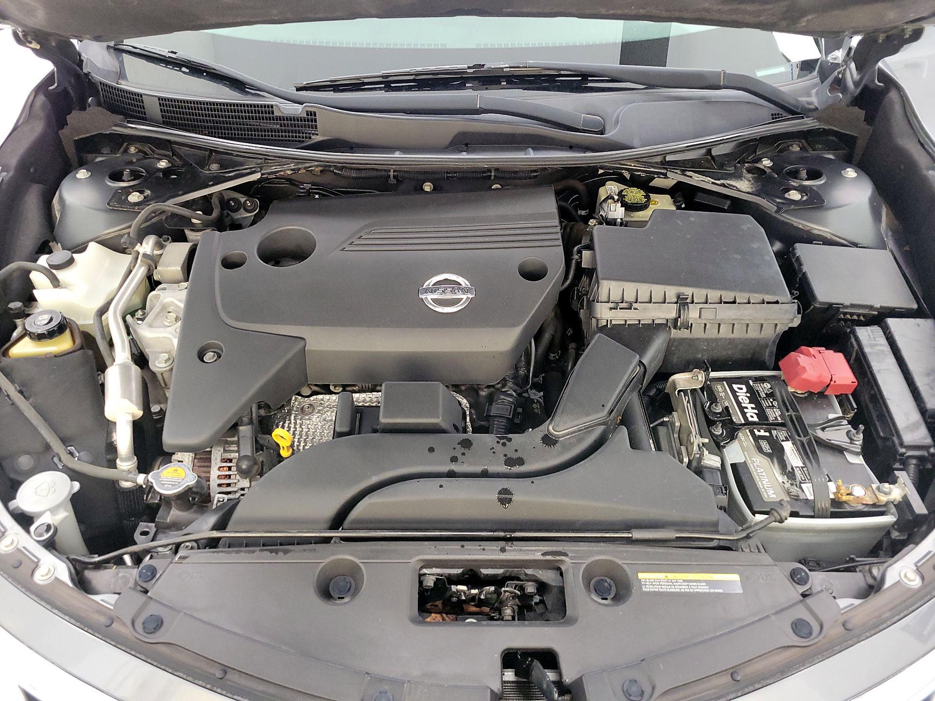 Thumbnail: 2014 Nissan Altima - 20