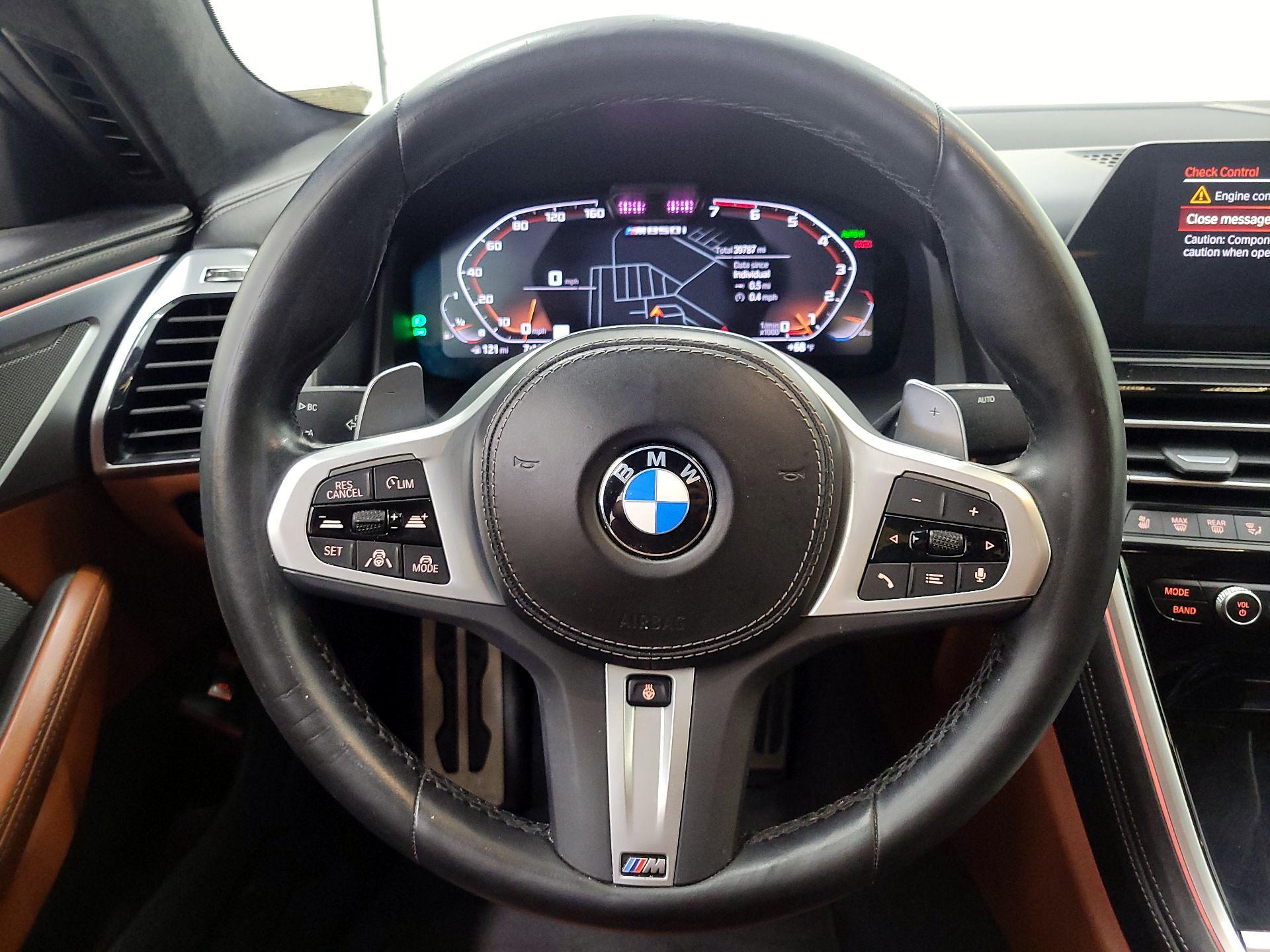 Thumbnail: 2022 BMW 8 Series - 10