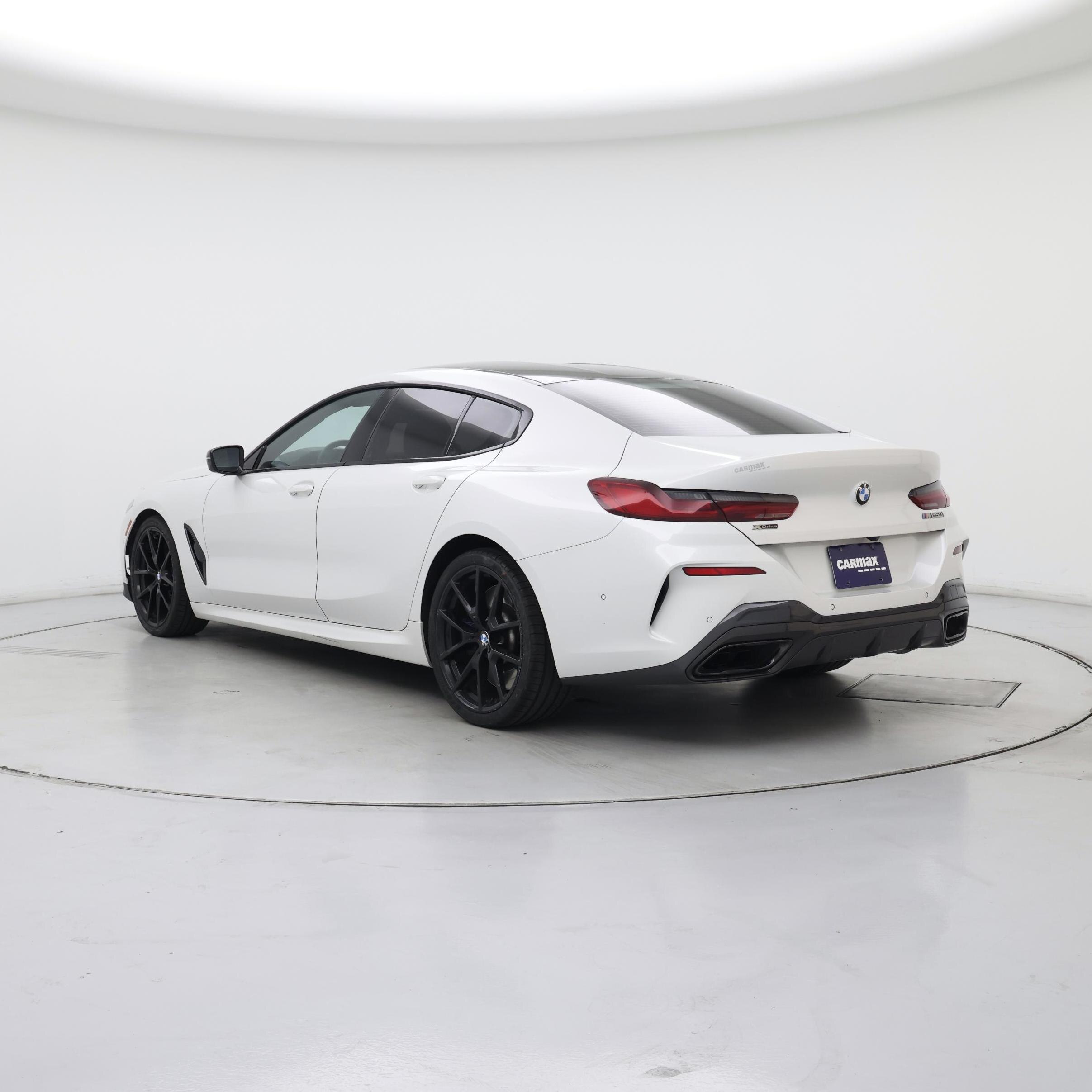 Thumbnail: 2022 BMW 8 Series - 2