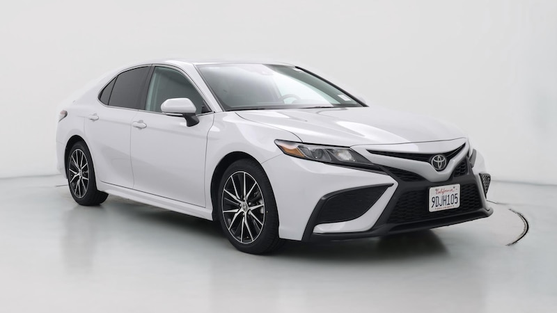 2023 Toyota Camry SE Hero Image