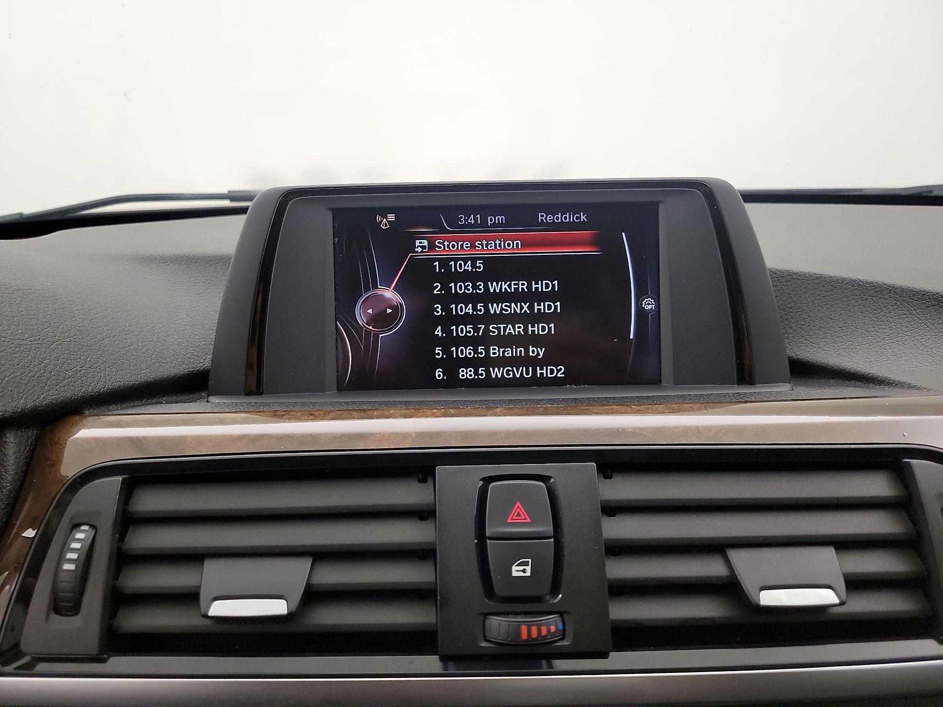Thumbnail: 2015 BMW 3 Series - 12