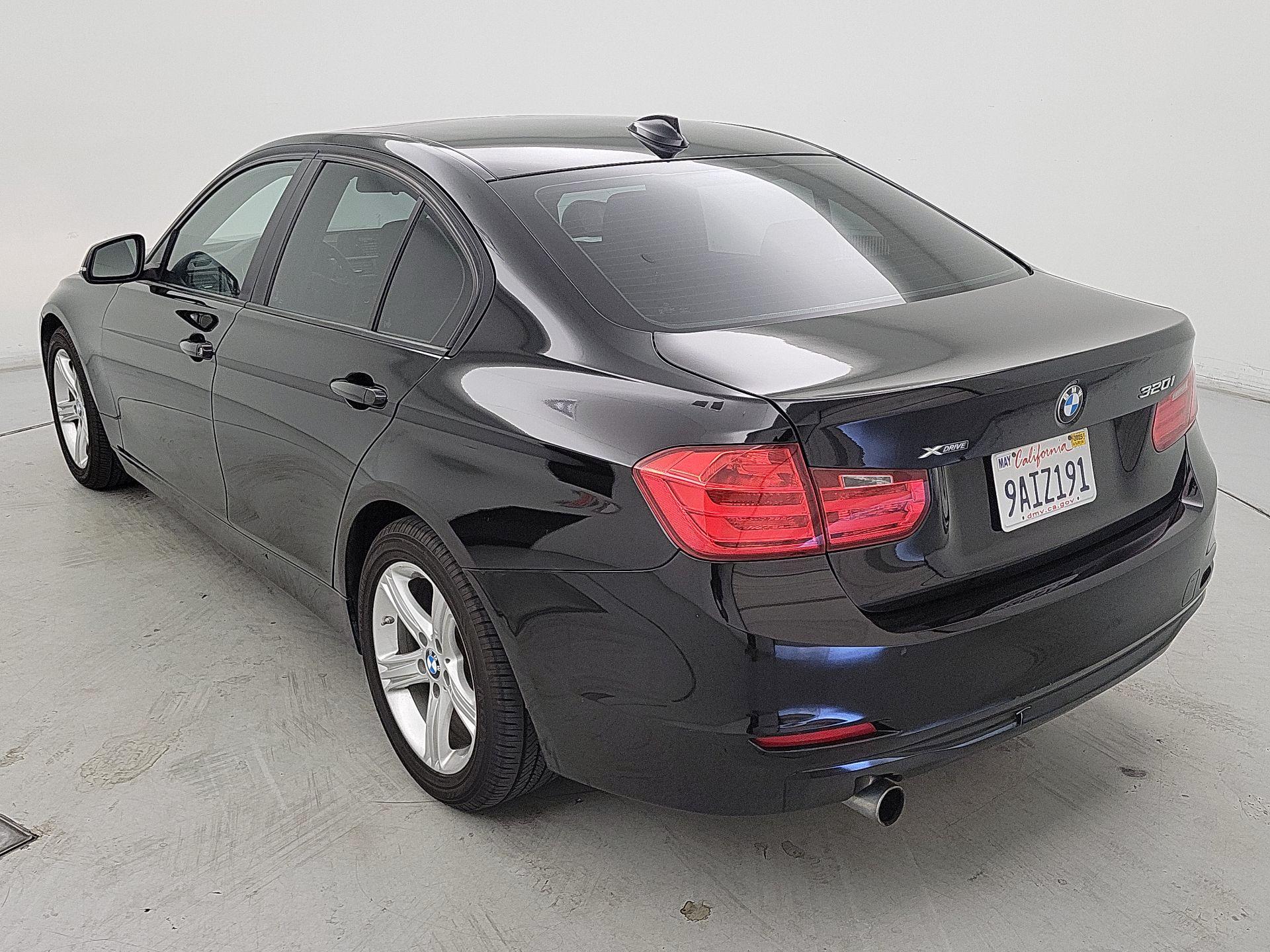 Thumbnail: 2015 BMW 3 Series - 7